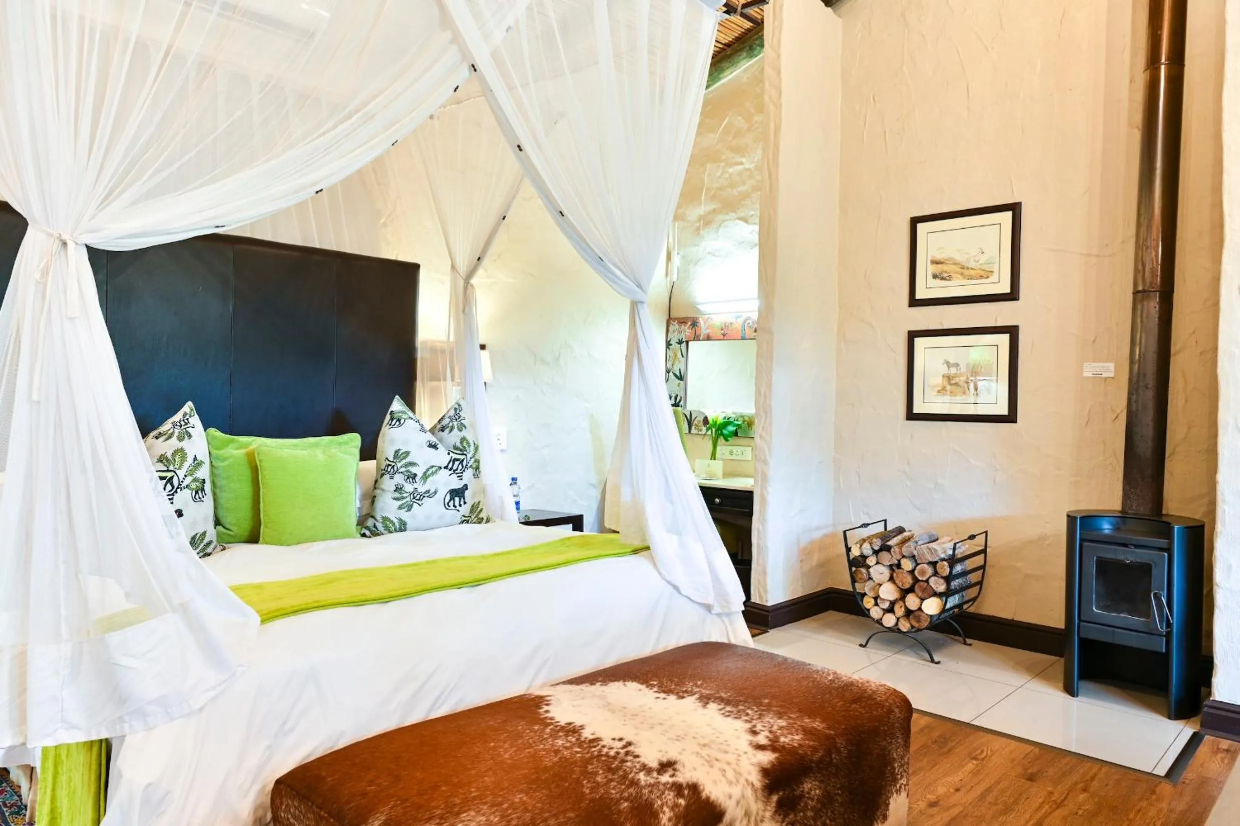 Bed in Woodall Country House and Spa