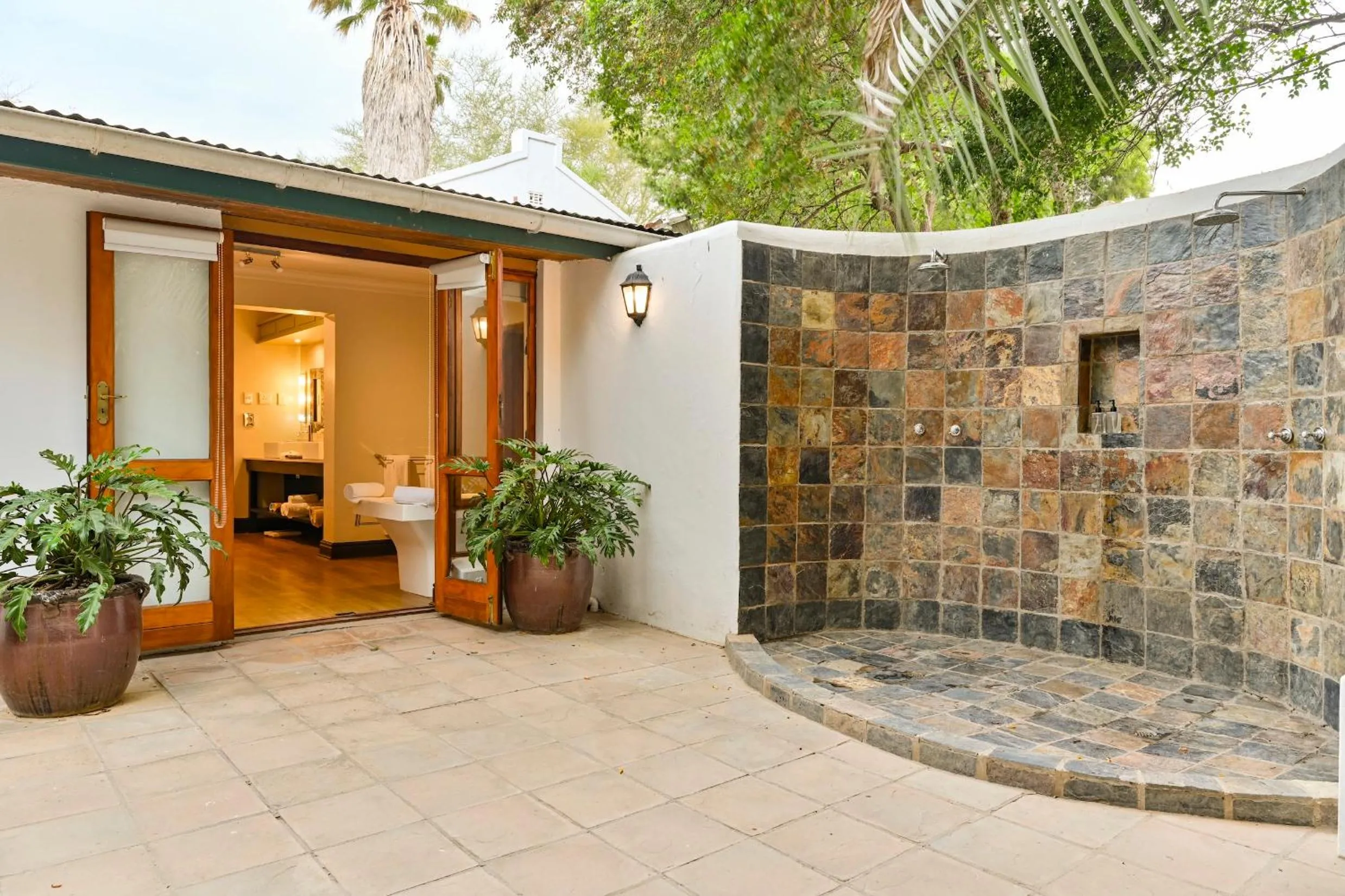 Patio in Woodall Country House and Spa
