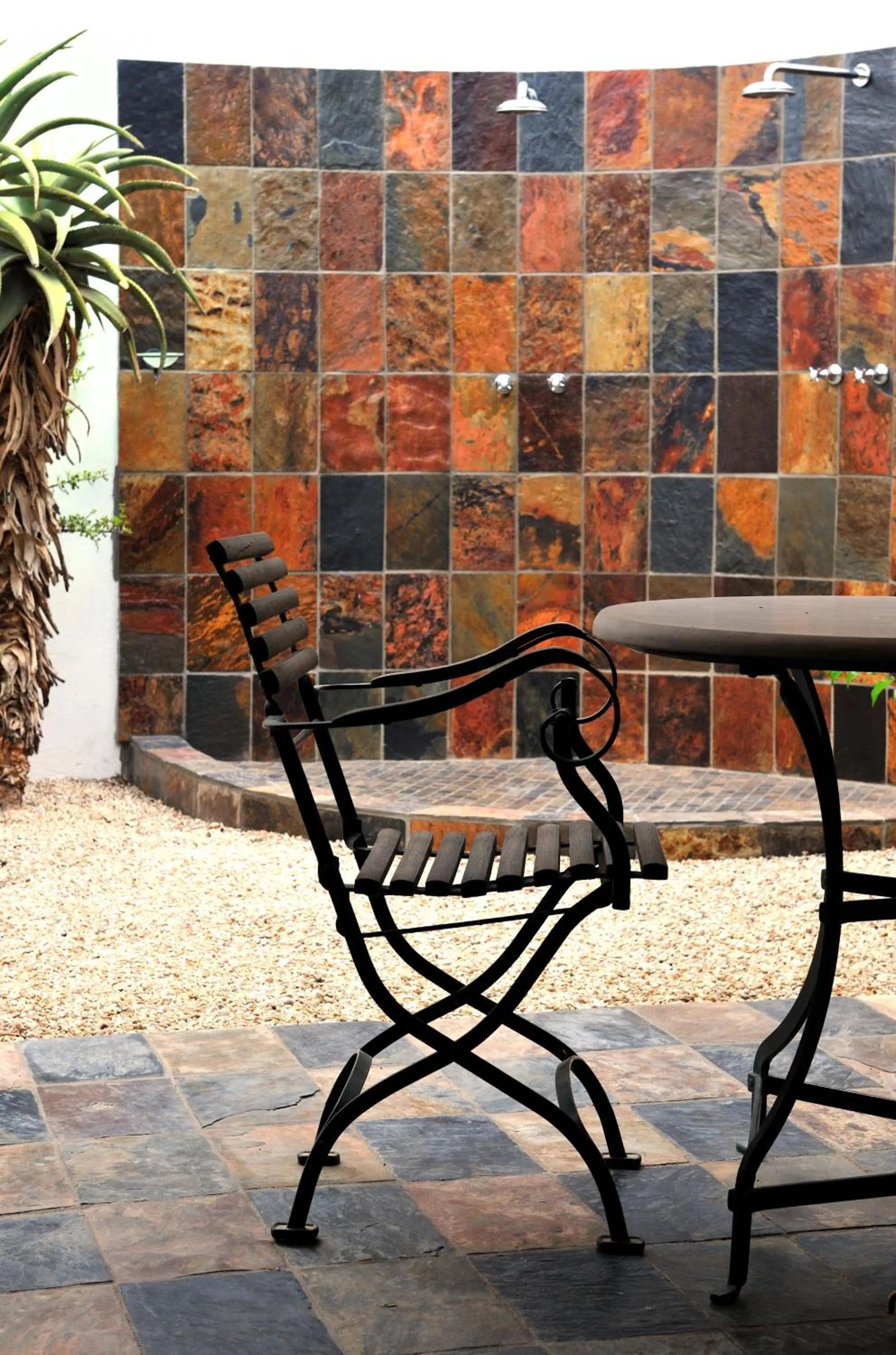 Shower in Woodall Country House and Spa