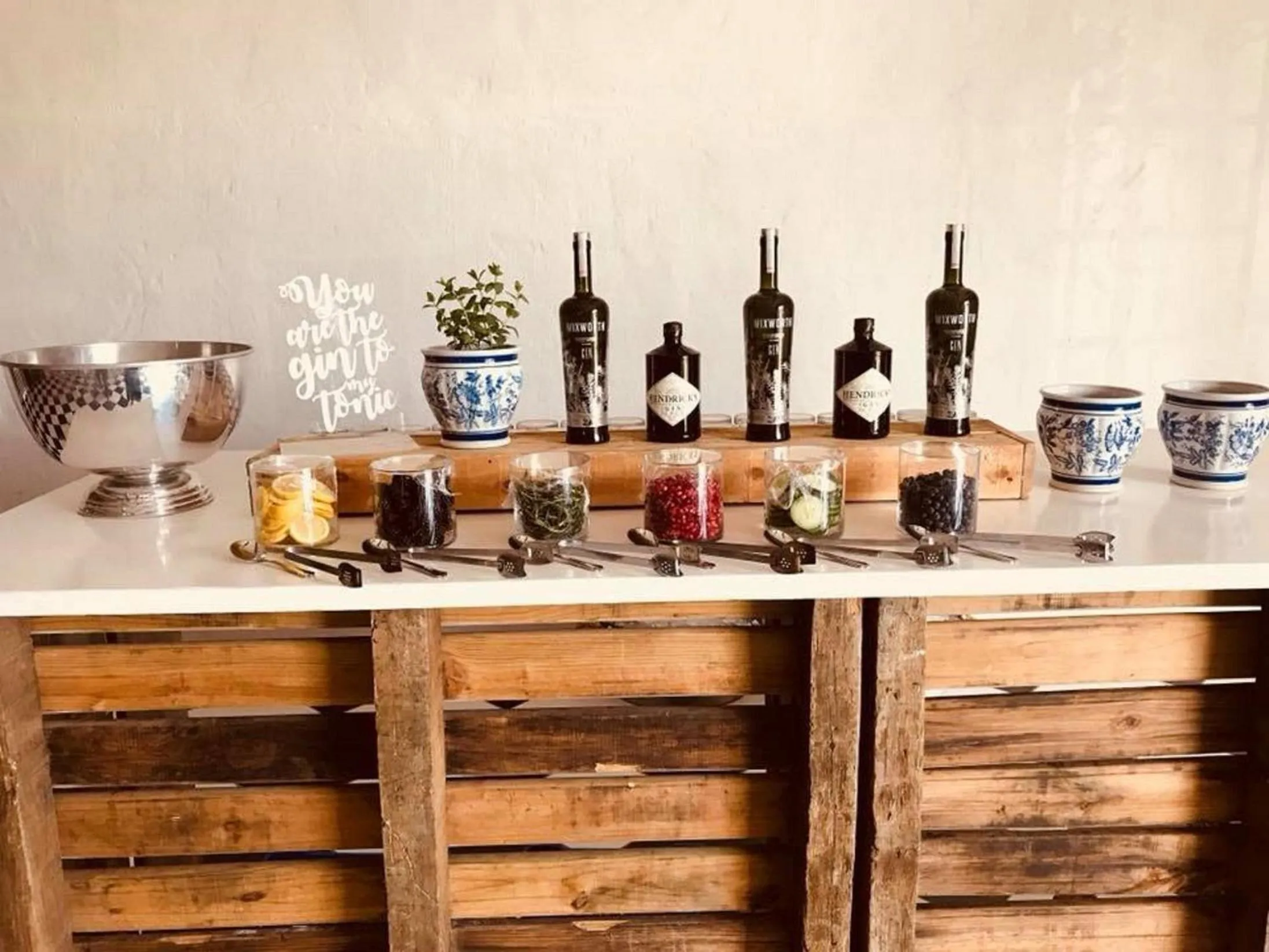 Food and drinks in Mont d'Or Monte Bello Estate