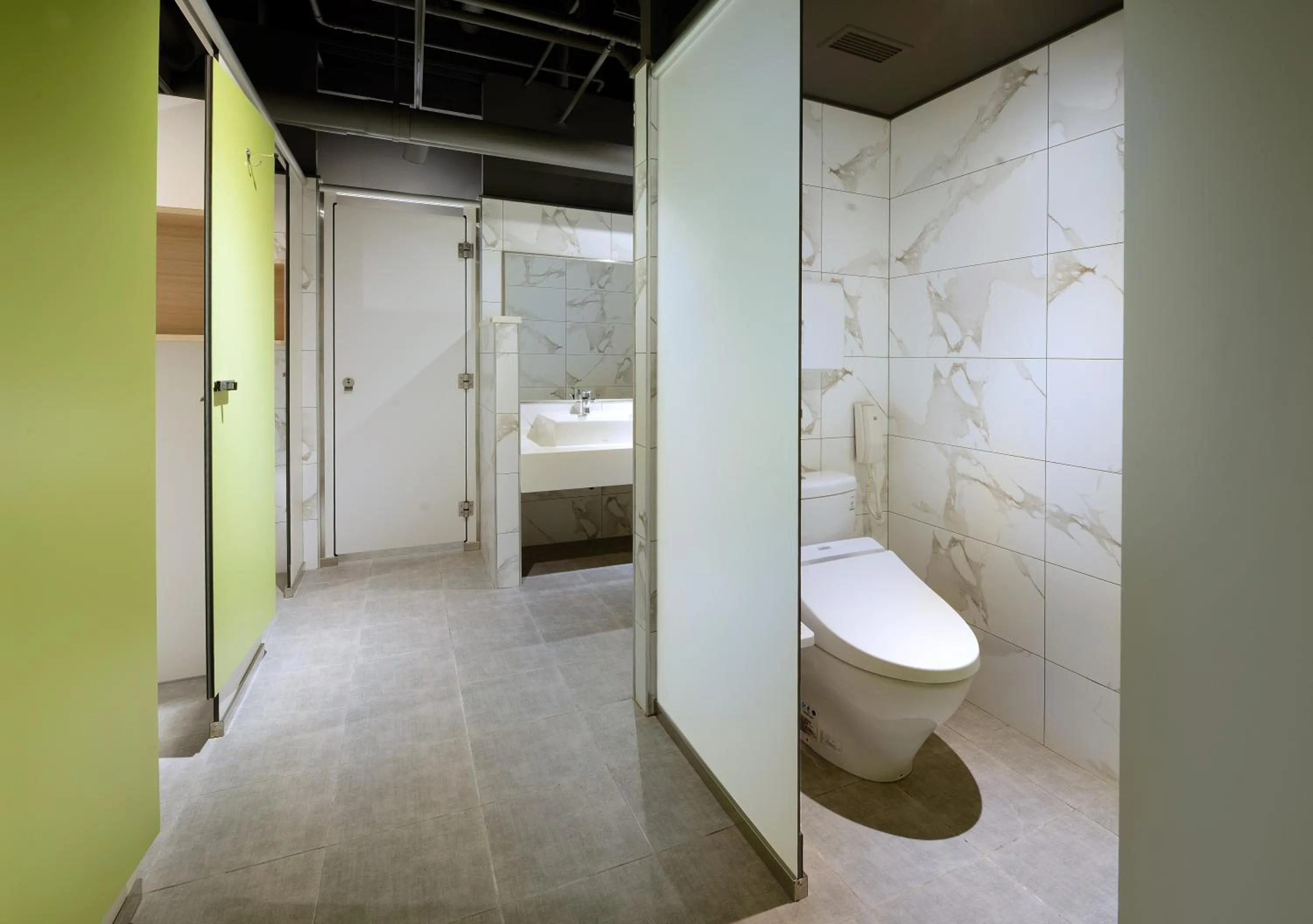 Bathroom in Park City Inn & Hostel