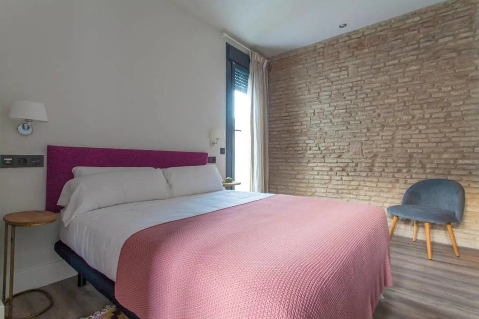 Bedroom, Bed in Apartamentos RG Dúplex San Bernardo