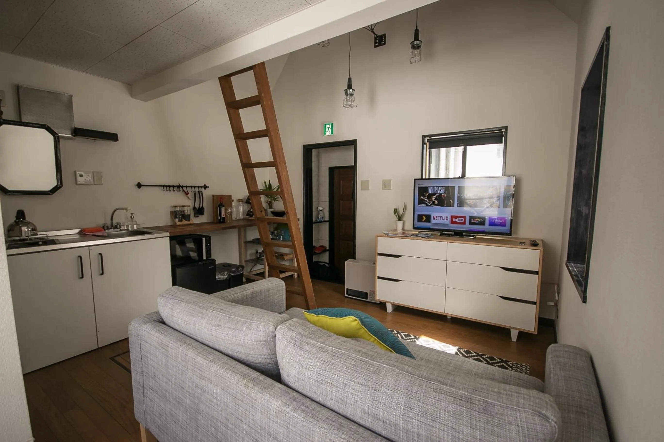 TV and multimedia in Hotel Villa Hakuba by HHG