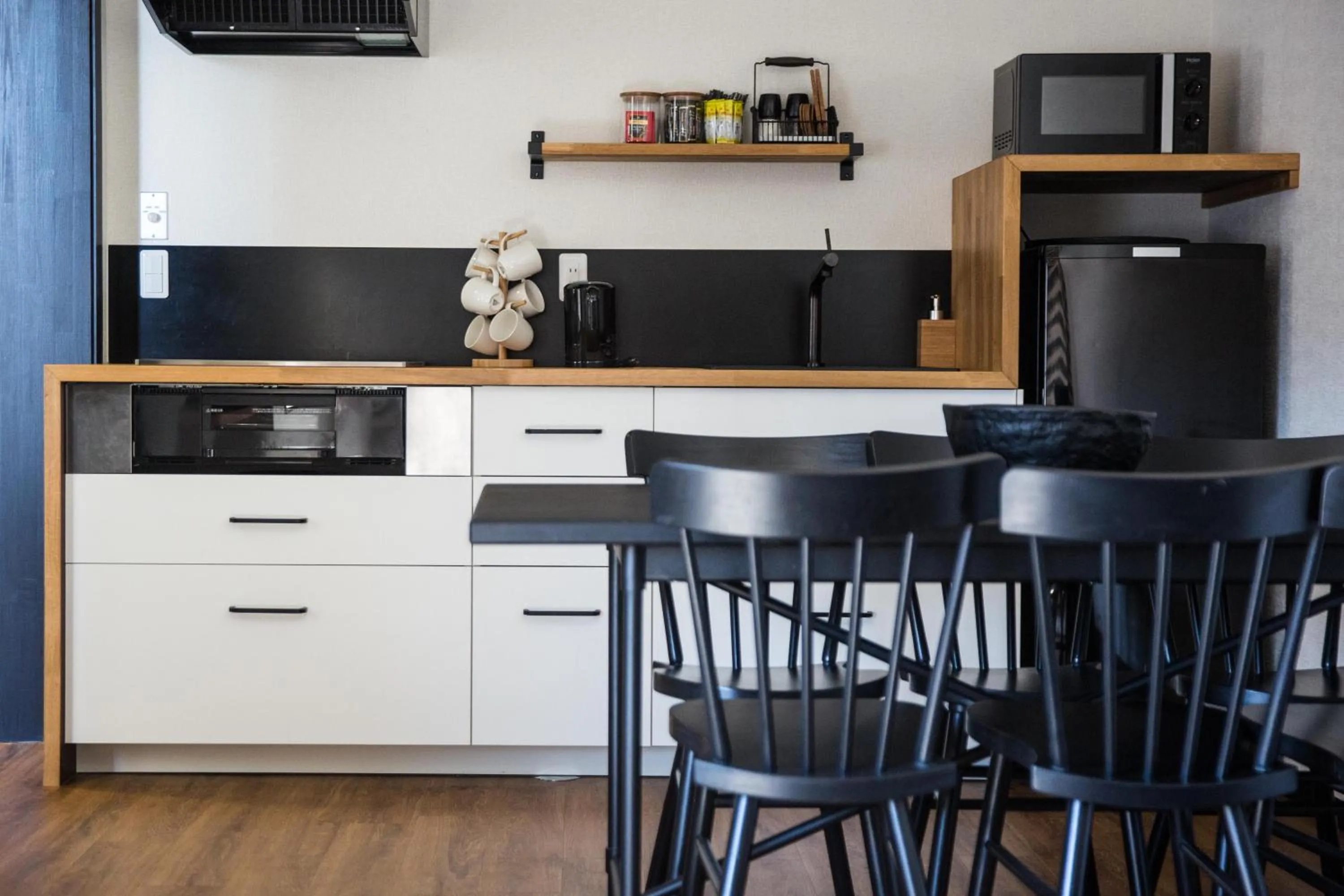 Dining area in Hotel Villa Hakuba by HHG