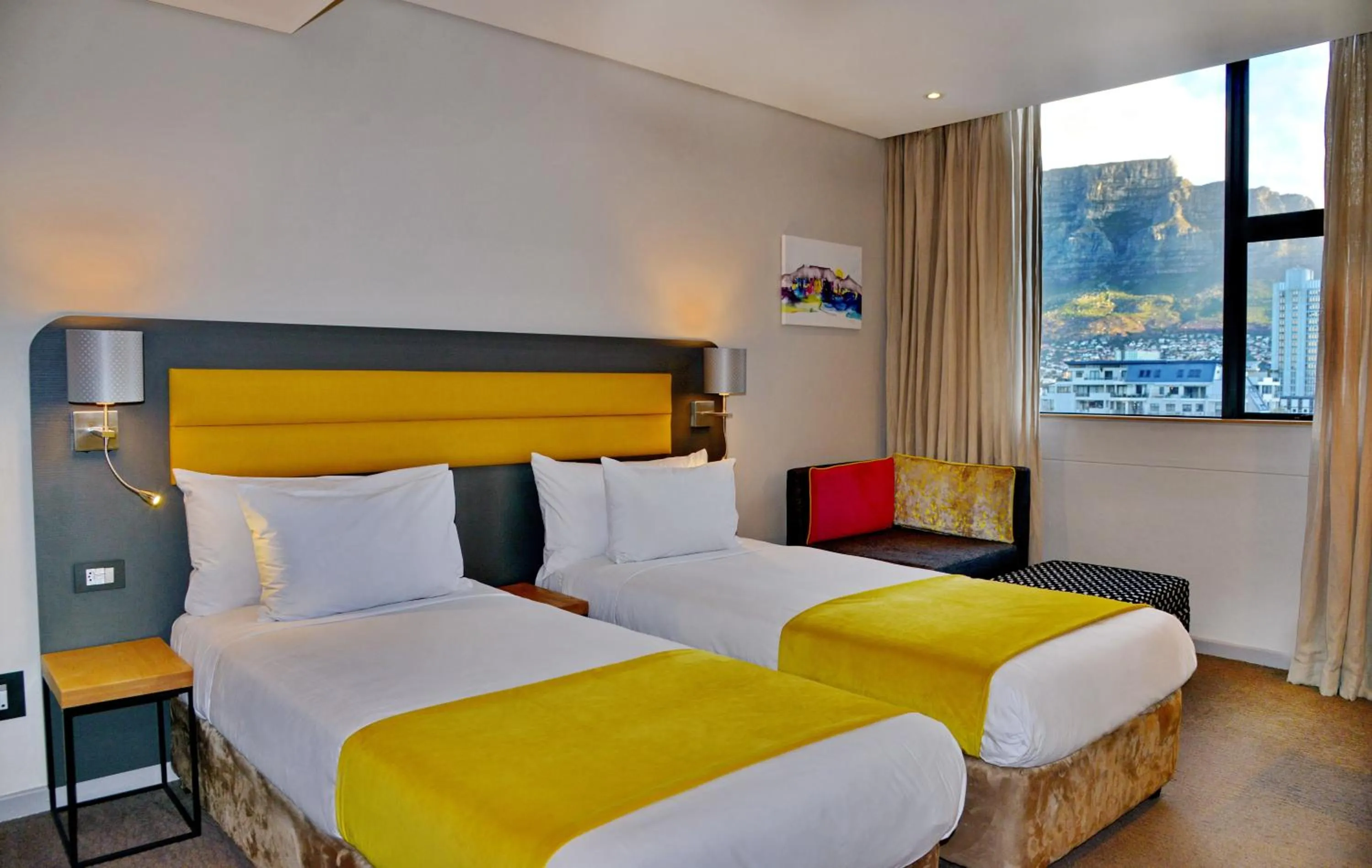 Bedroom, Bed in Cresta Grande Cape Town