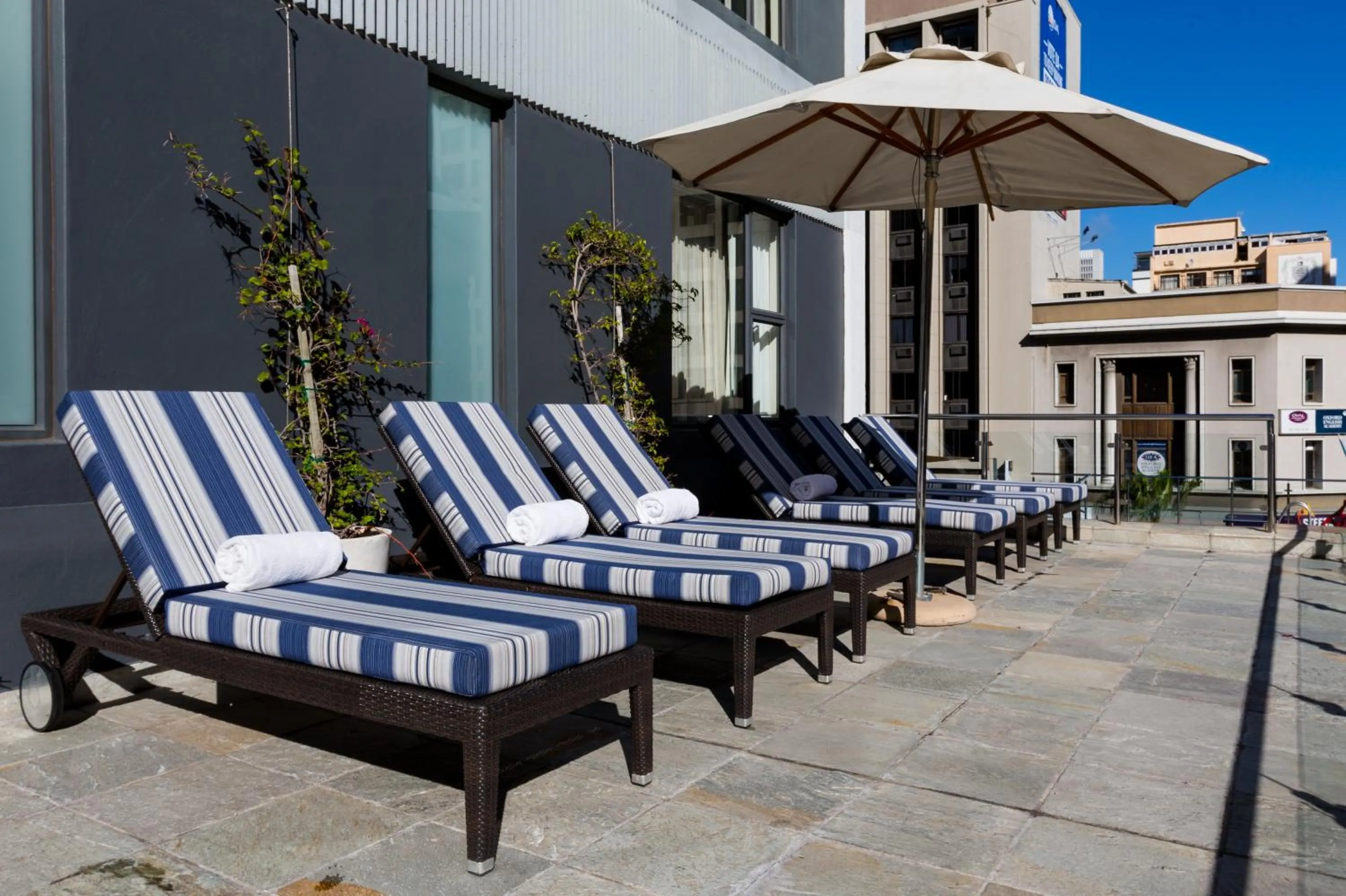 Balcony/Terrace in Cresta Grande Cape Town