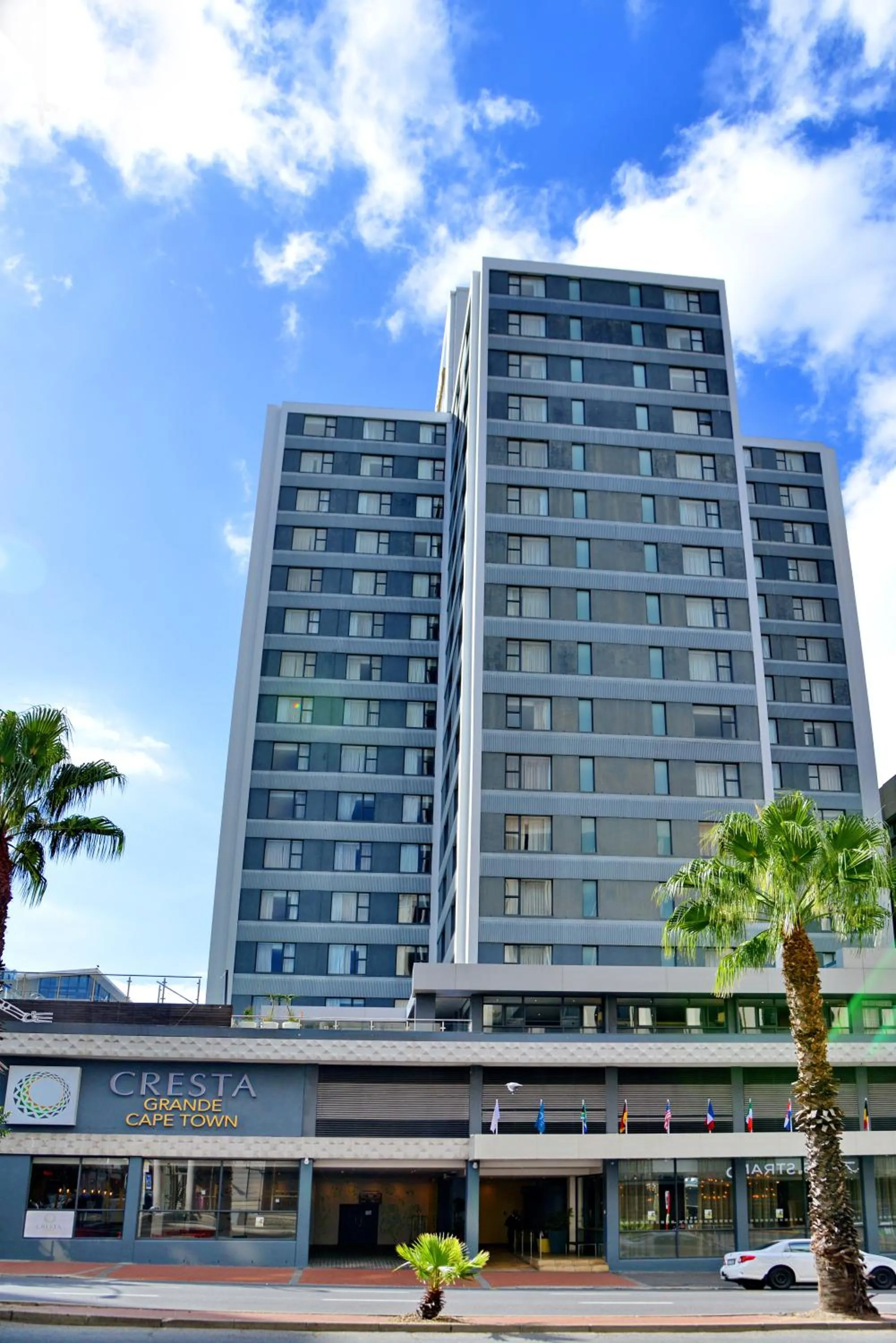 Property building in Cresta Grande Cape Town