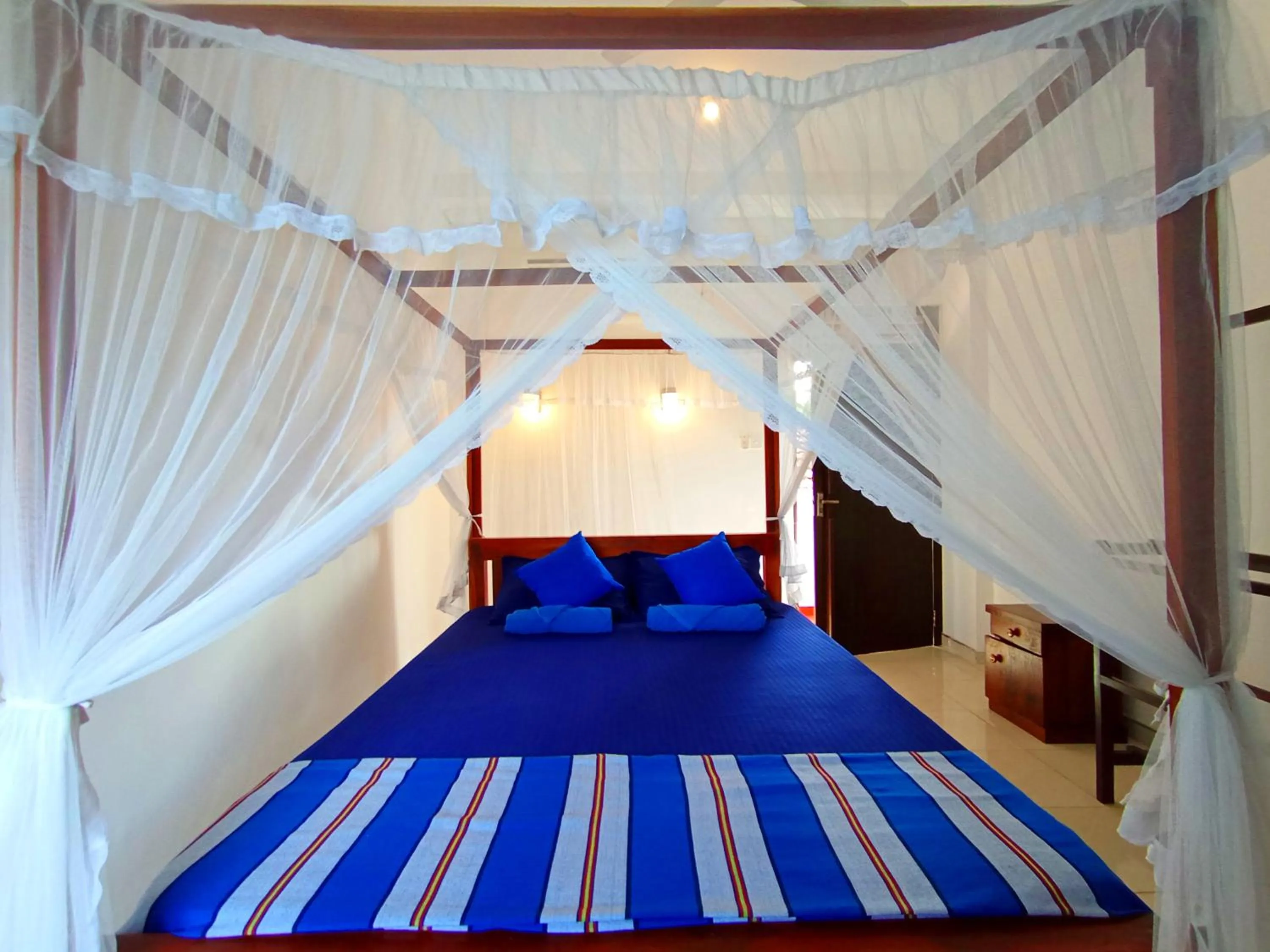 Bed in Allan Guest Mirissa