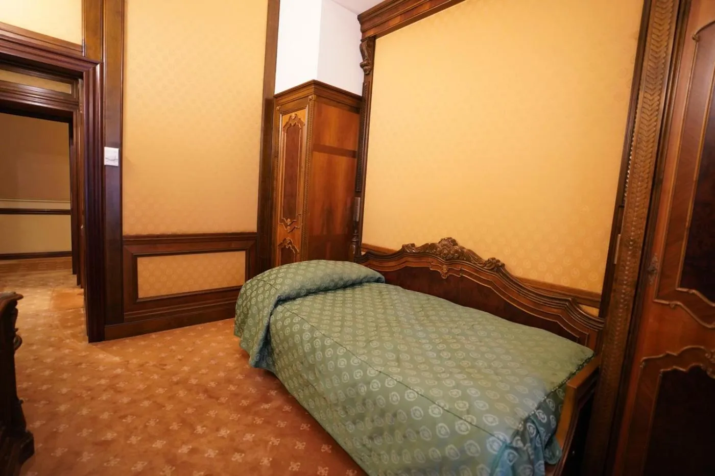 Bed in Hotel Casa Capsa