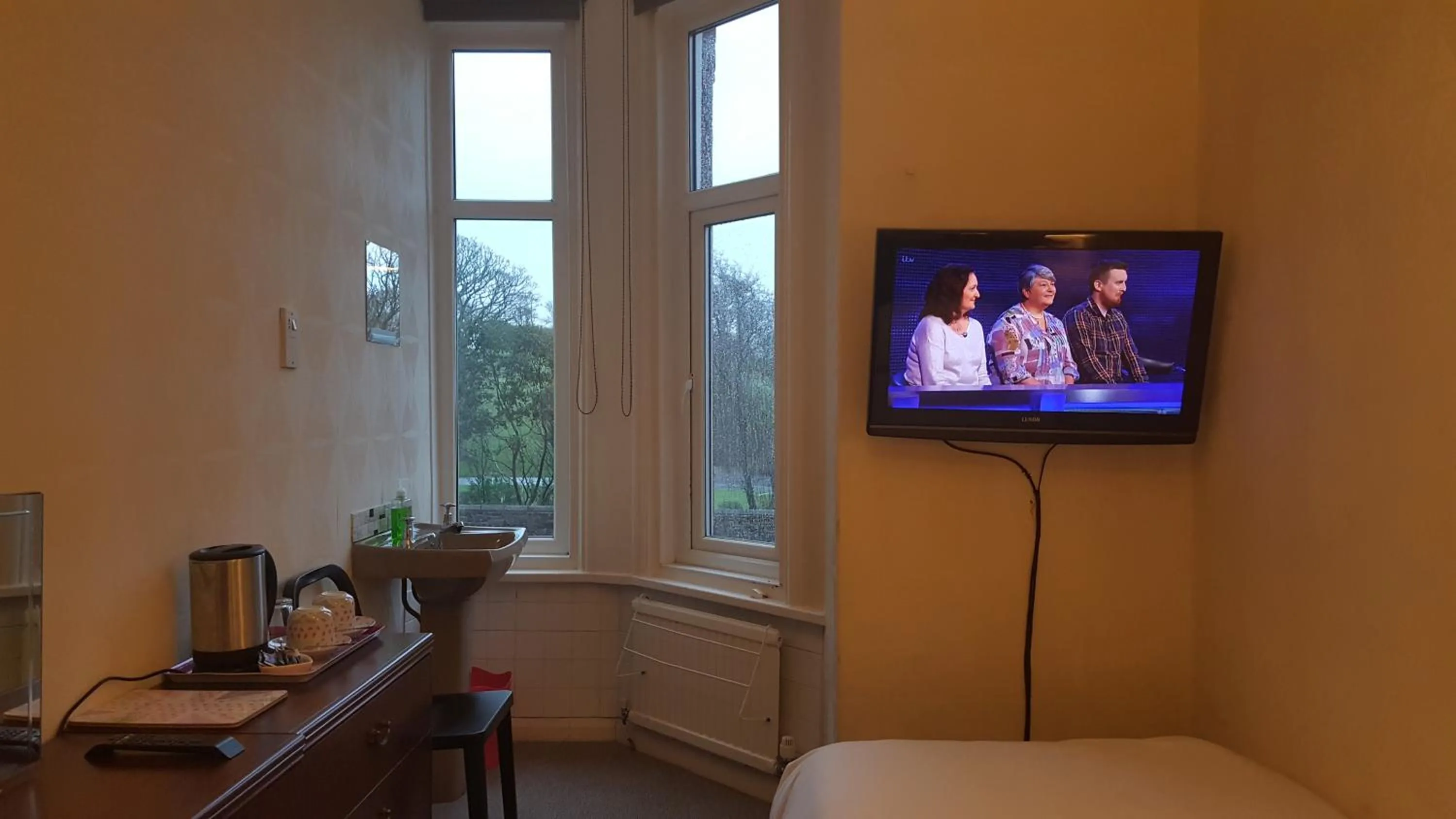 Photo of the whole room in Maindee Guest House