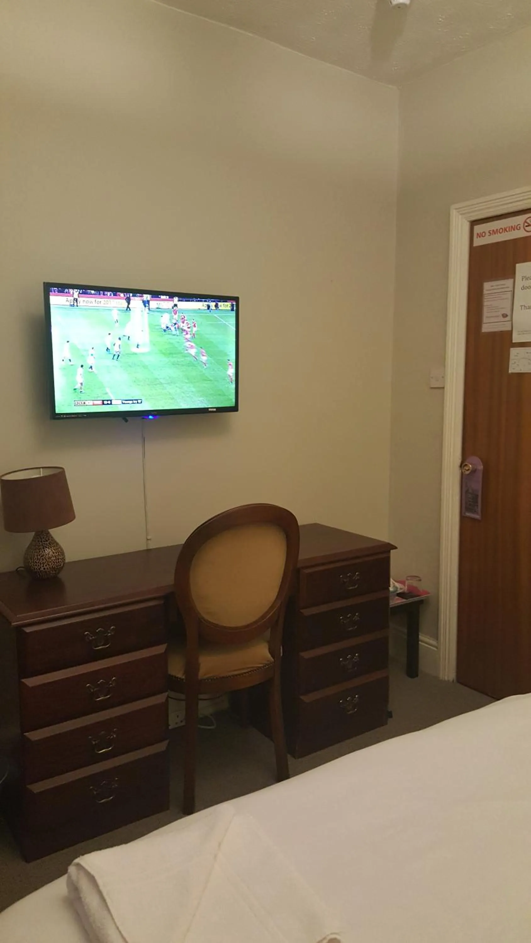 Photo of the whole room, Bed in Maindee Guest House