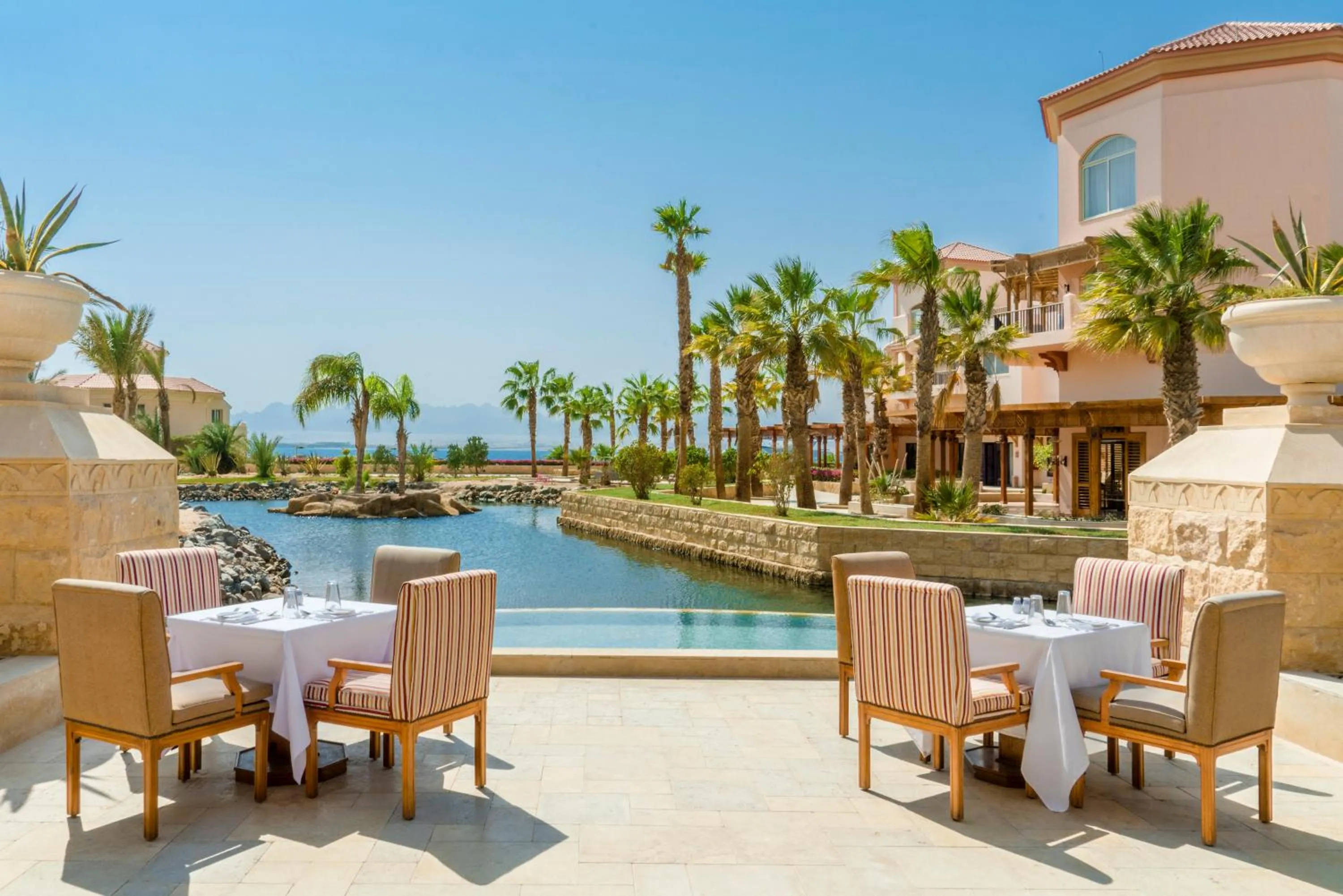 Restaurant/places to eat in Kempinski Hotel Soma Bay