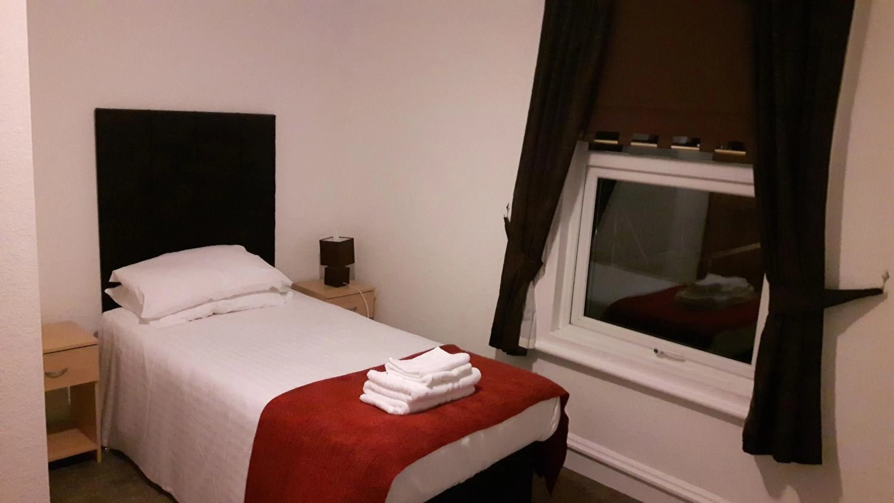 Bedroom, Bed in Trinity Guest House