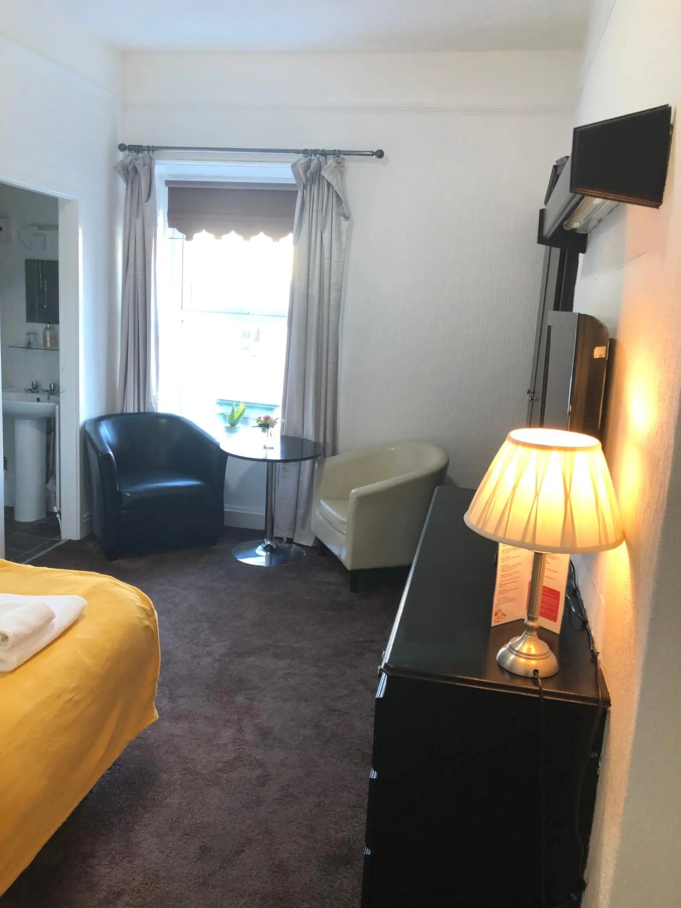 Bed in Trinity Guest House