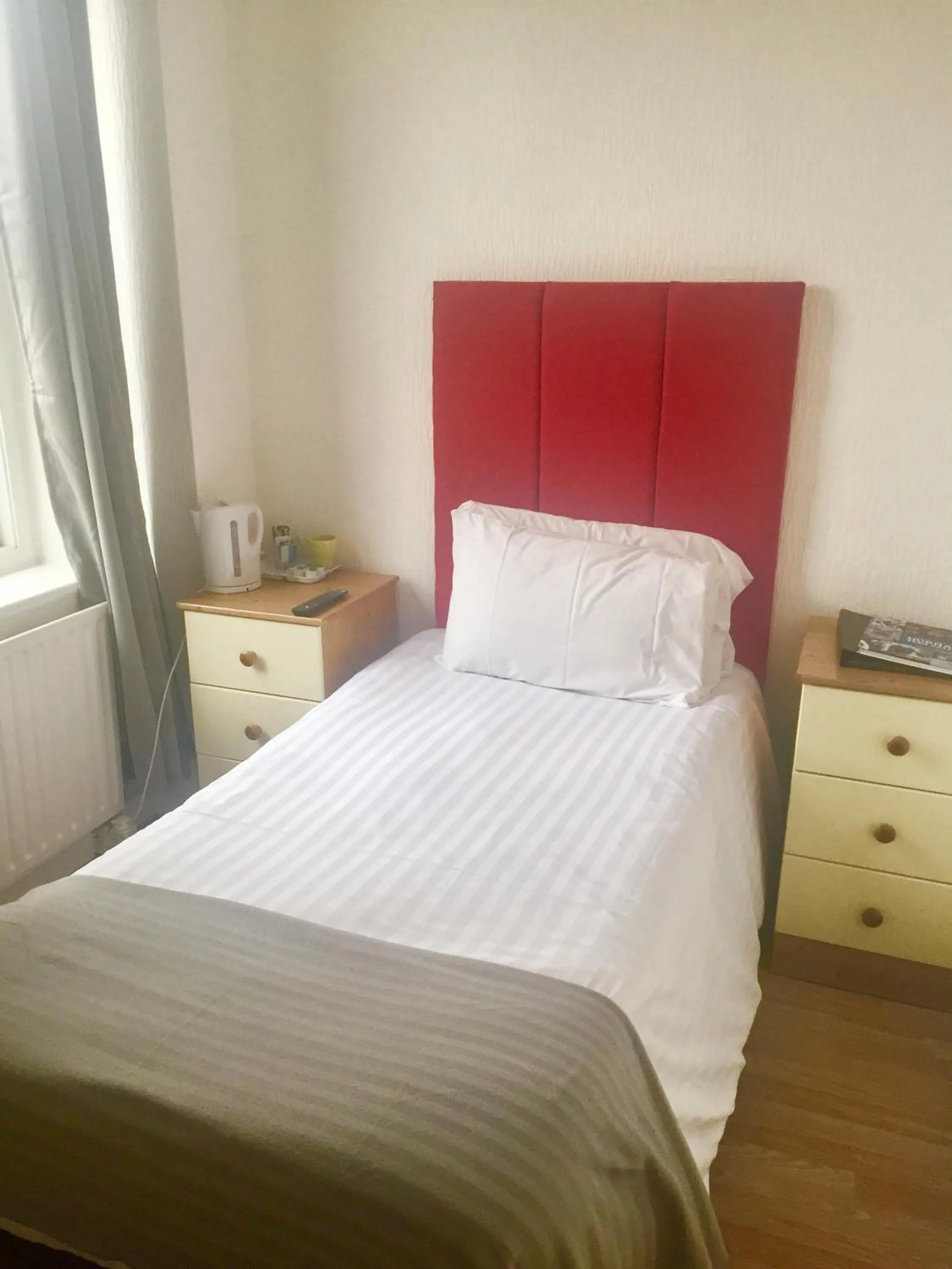 Bedroom, Bed in Trinity Guest House