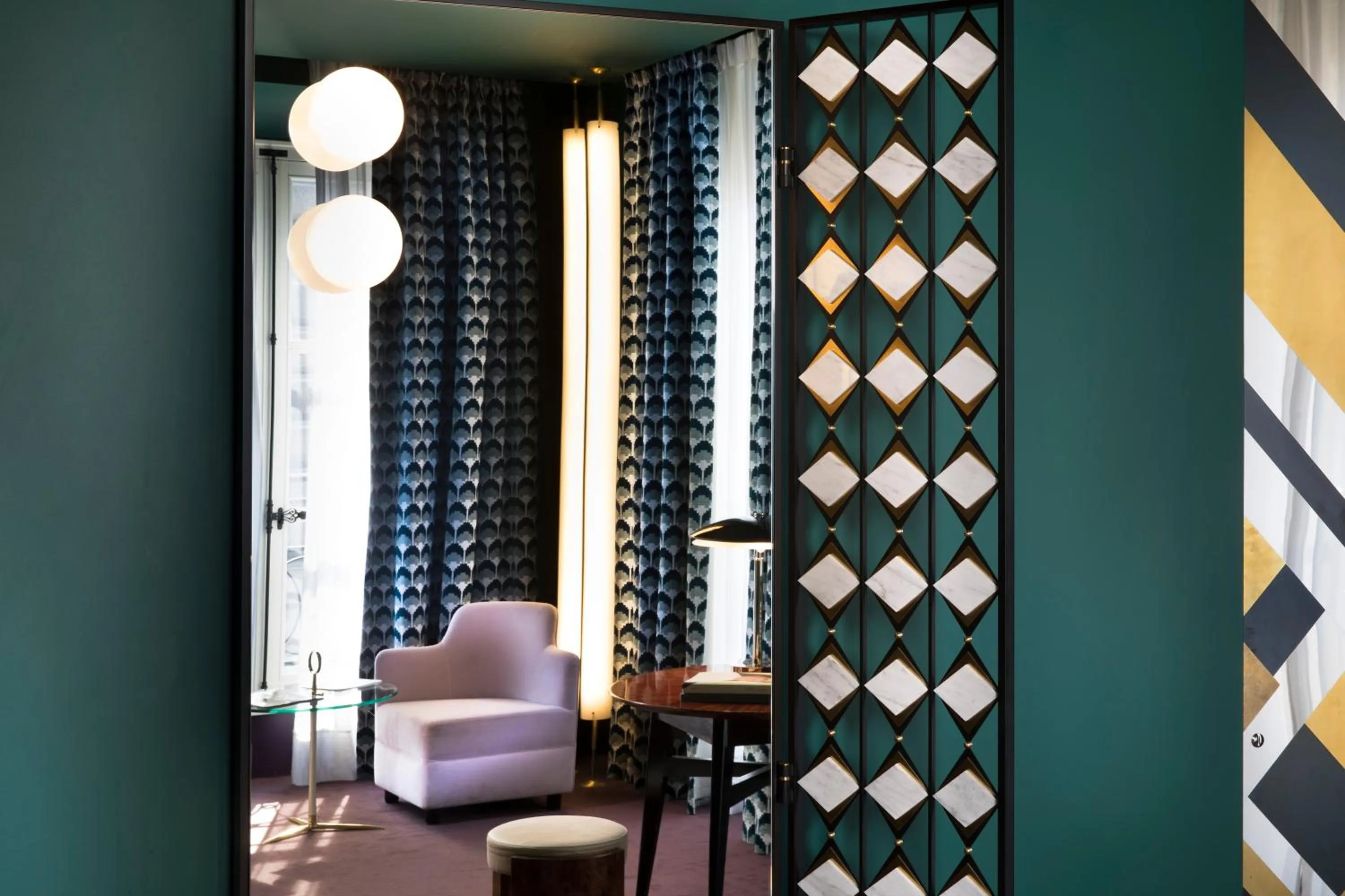 Bedroom in Hôtel Saint-Marc