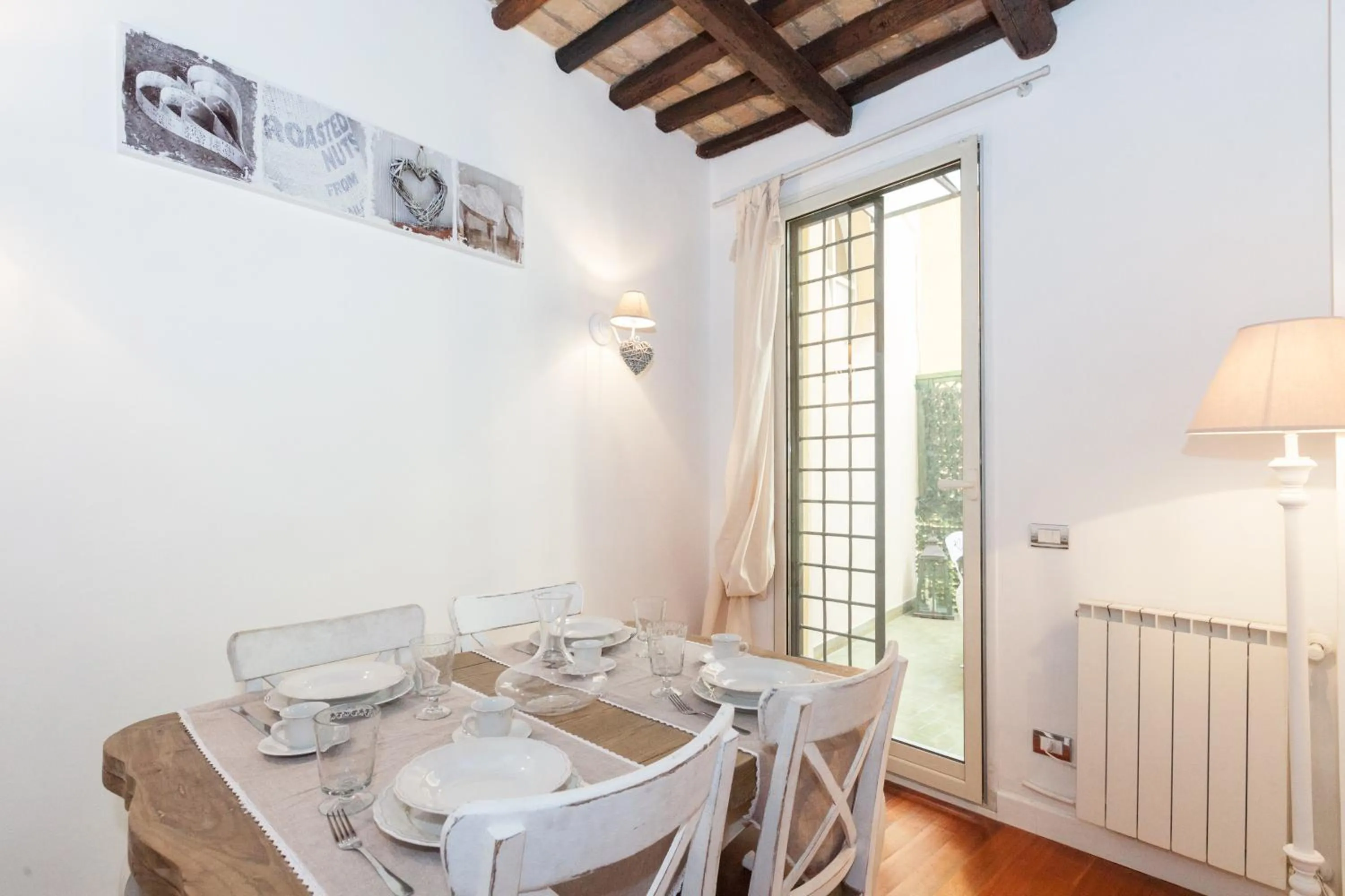 Dining area in La Maison de la vie