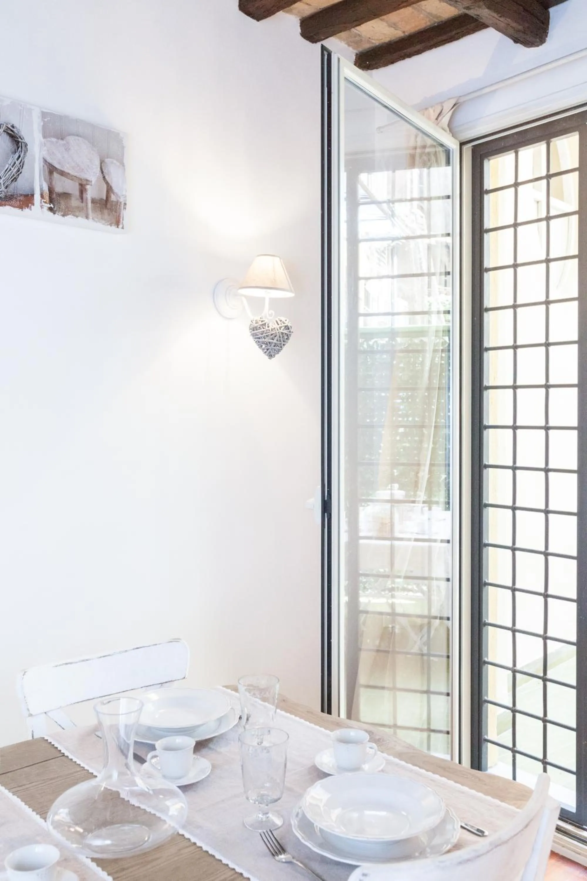 Dining area in La Maison de la vie