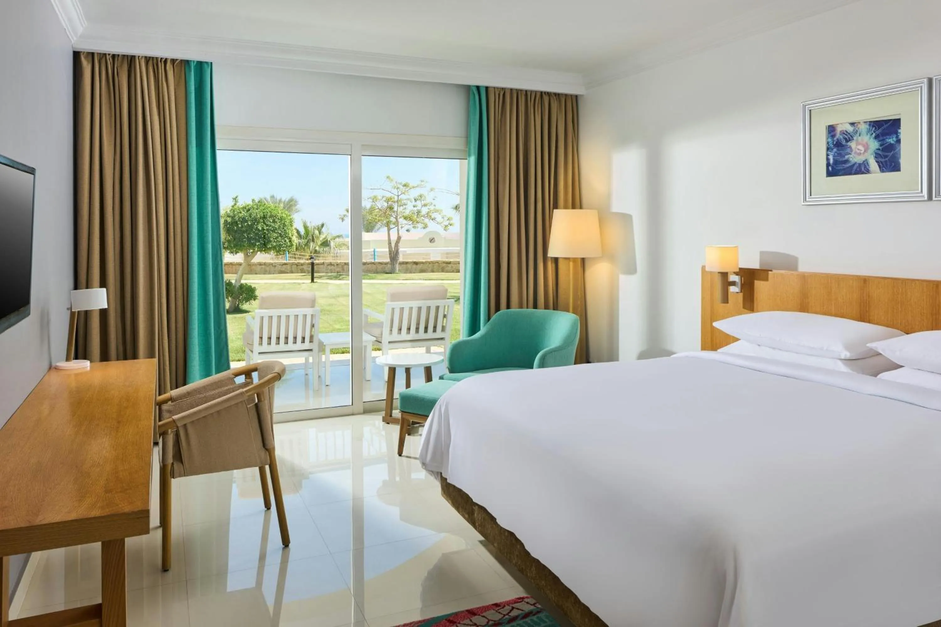 Bedroom, Bed in Renaissance Sharm El Sheikh Golden View Beach Resort