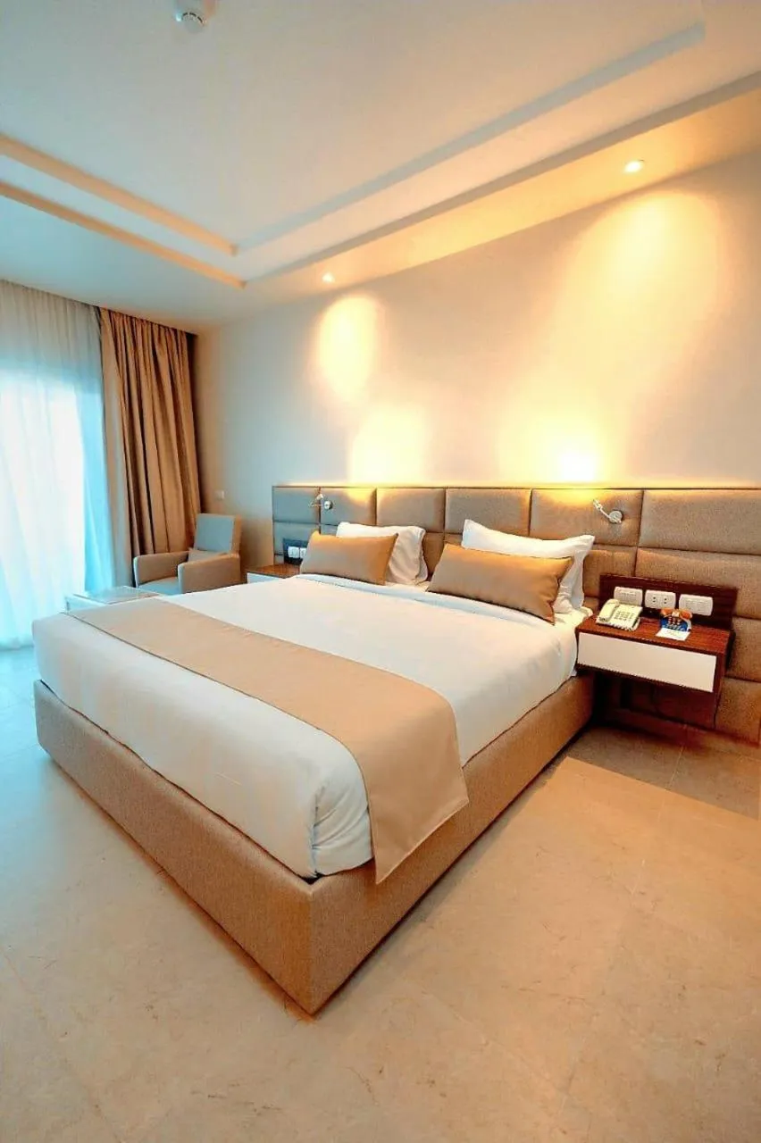 Photo of the whole room, Bed in Sunny Days El Palacio Resort & Spa