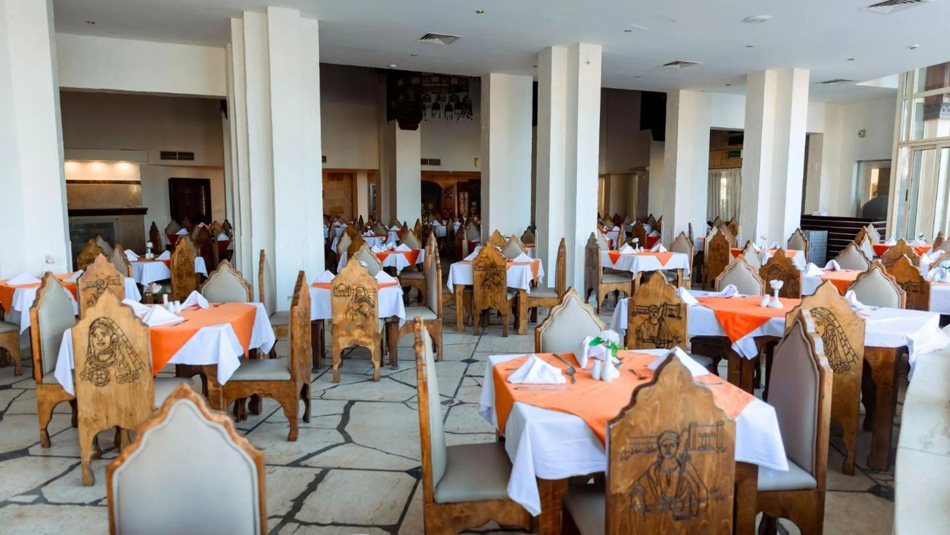 Restaurant/places to eat in Sunny Days El Palacio Resort & Spa