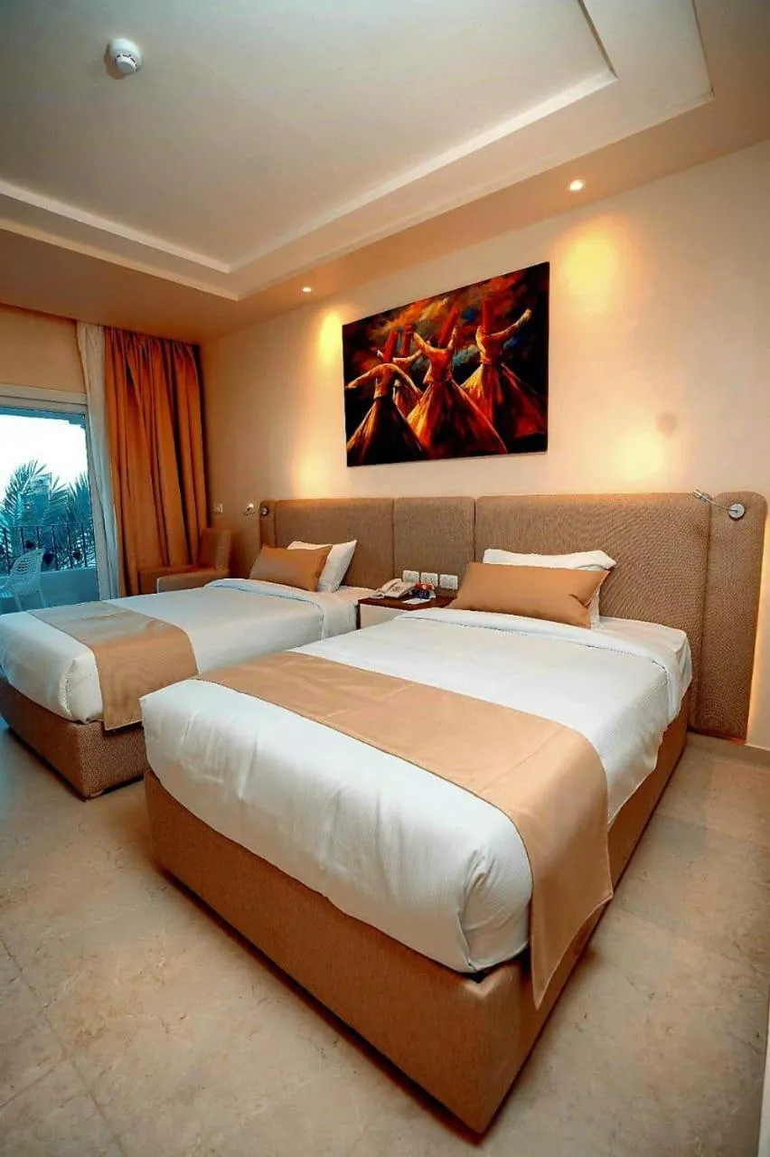 Photo of the whole room, Bed in Sunny Days El Palacio Resort & Spa