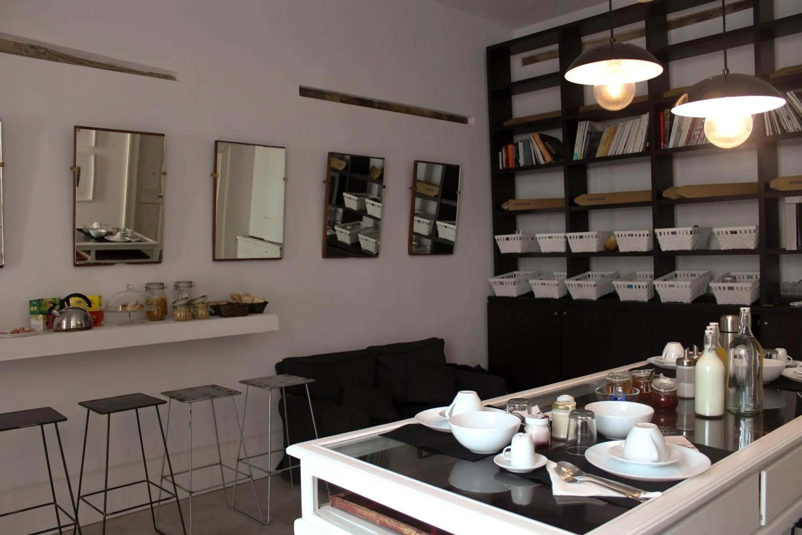Coffee/tea facilities in Belledonne Suite & Gallery
