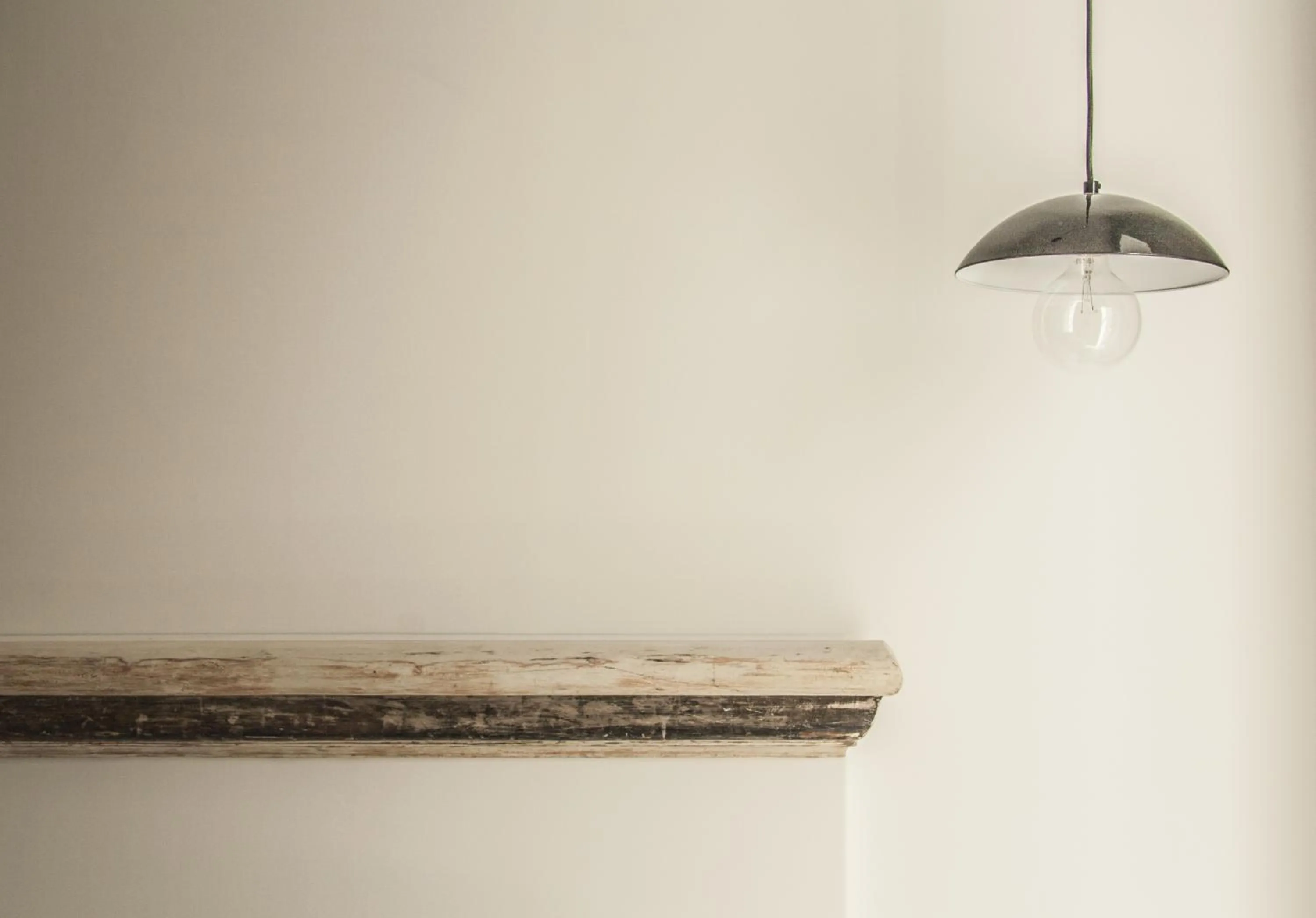 Decorative detail in Belledonne Suite & Gallery