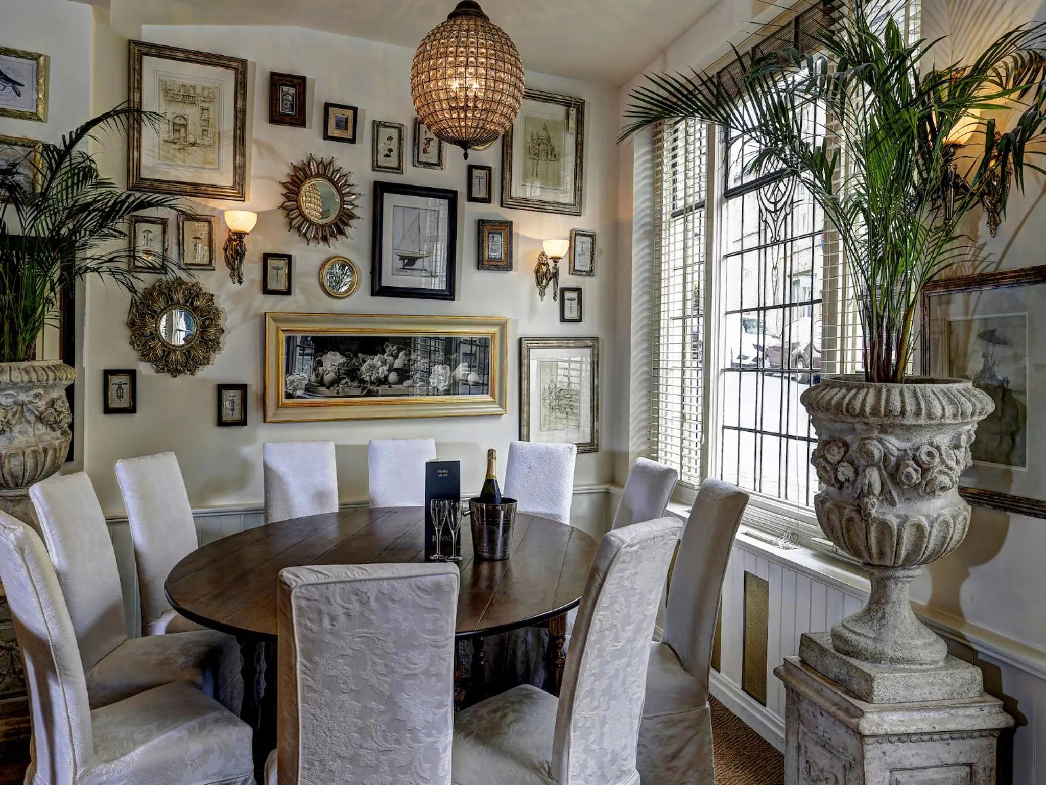 Decorative detail in The Royal Hotel