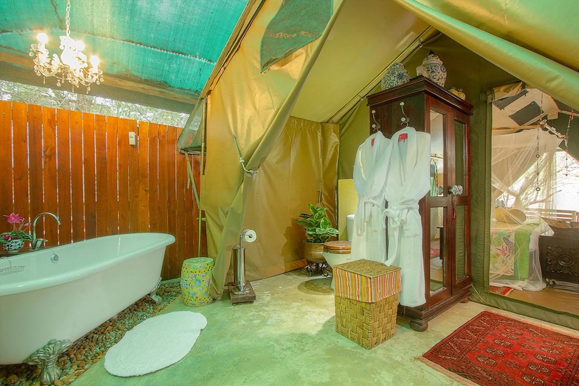 Bathroom in Wielewaal Bush Lodge