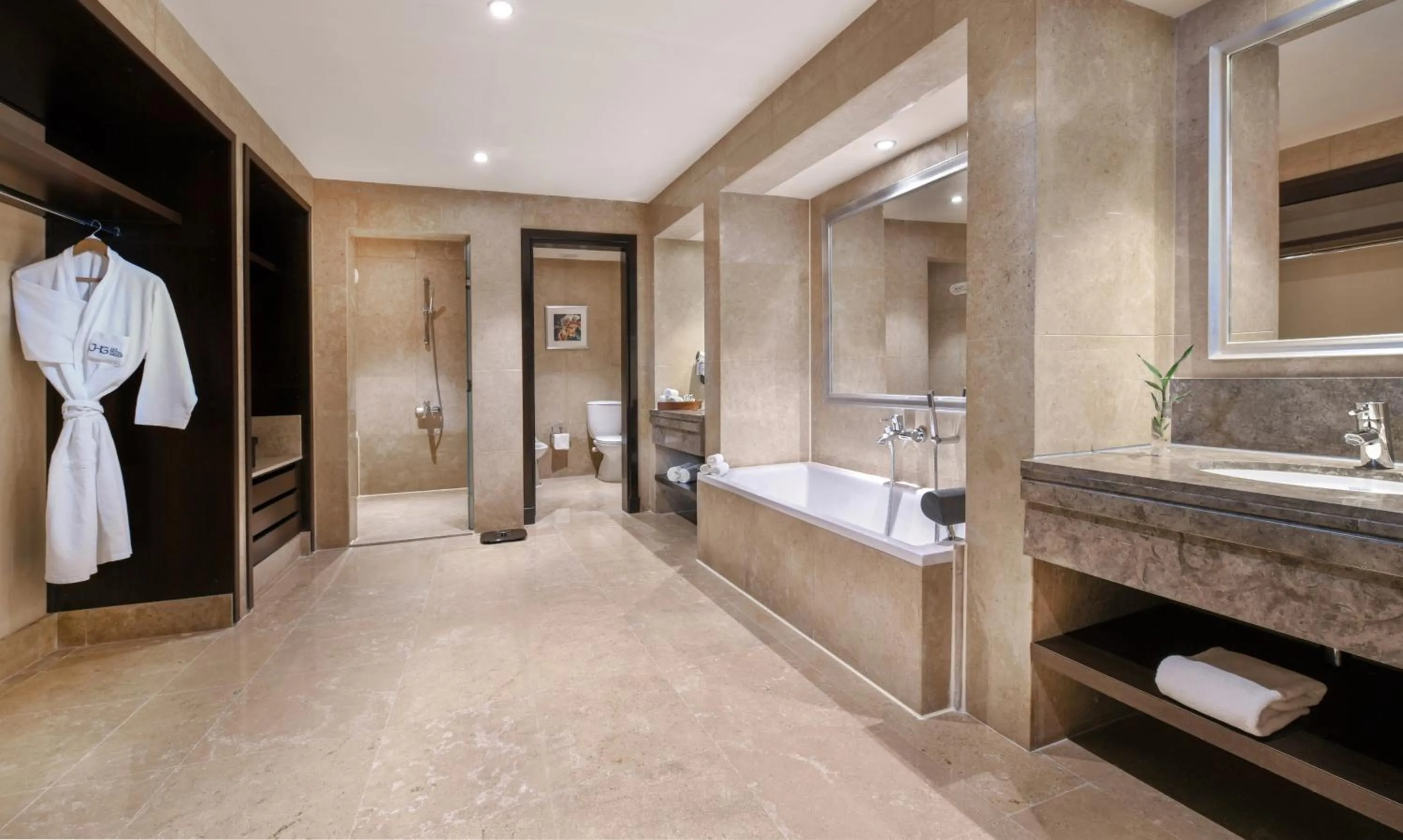 Bathroom, Bed in JAZ Aquamarine