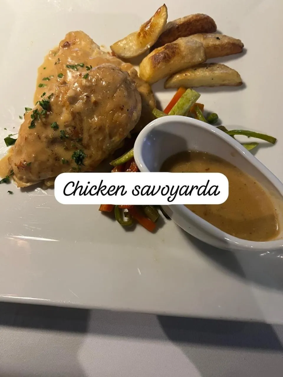 Food and drinks in Gaddis Hotel, Suites and Apartments