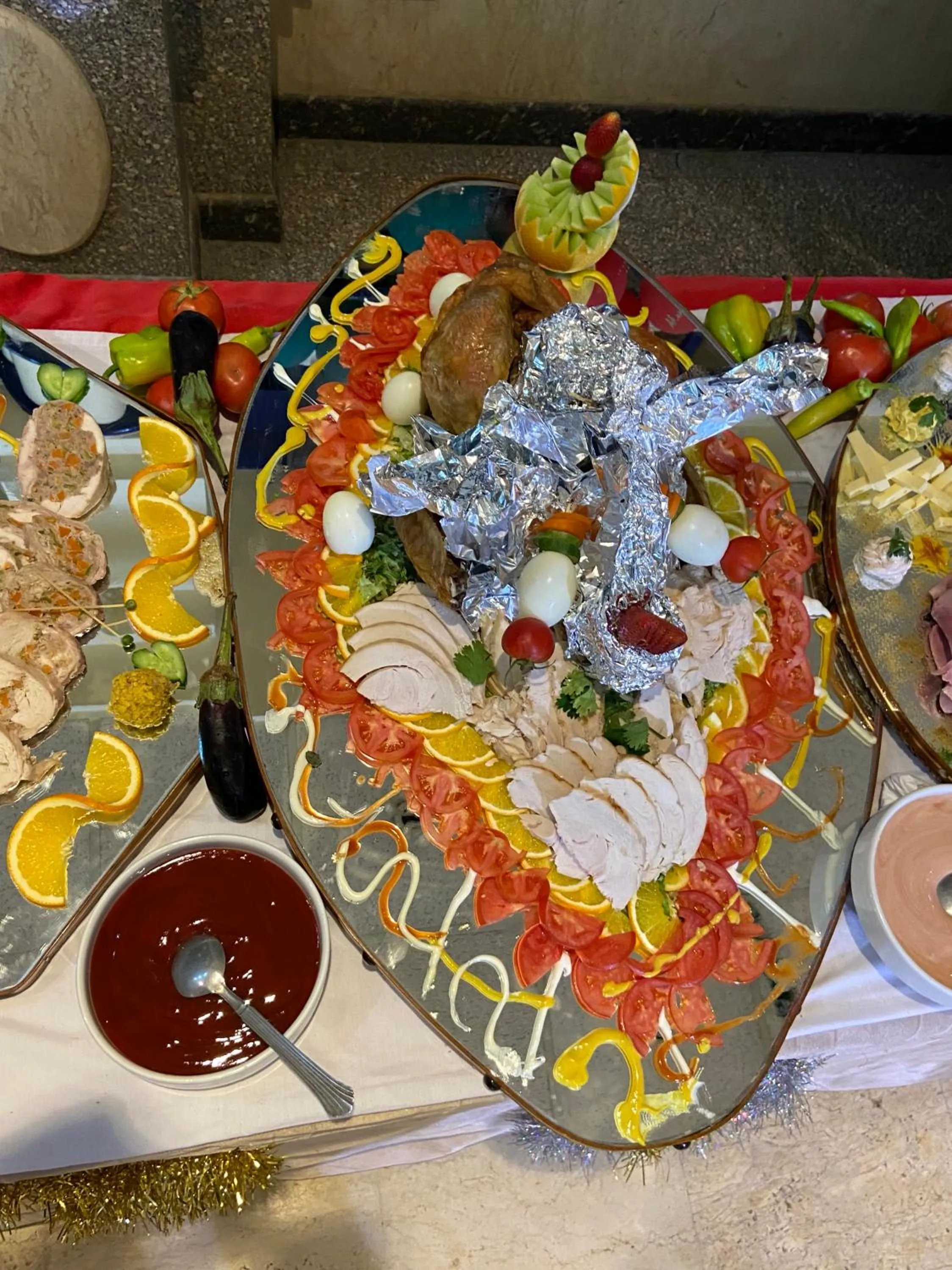 Food in Gaddis Hotel, Suites and Apartments