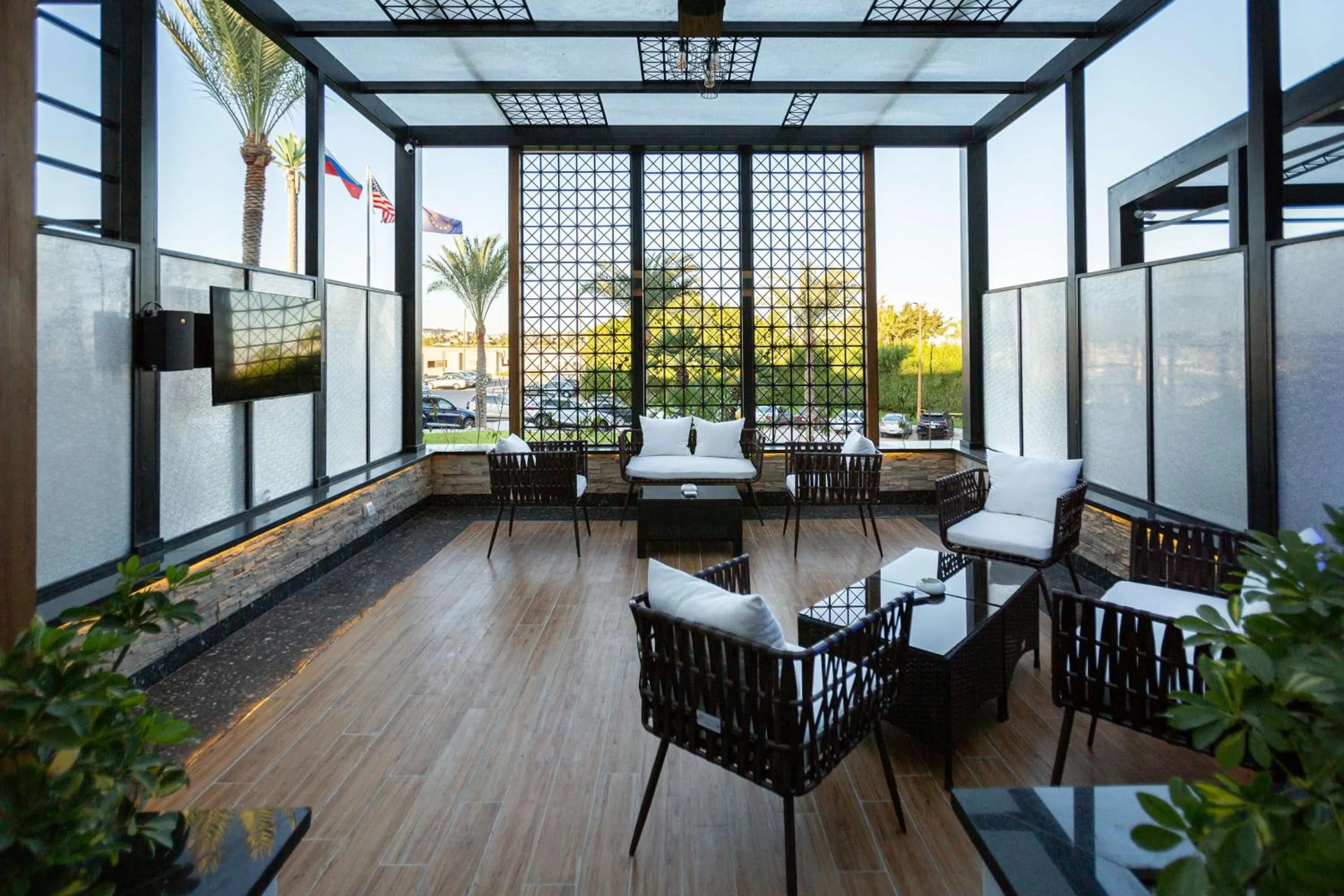 Lounge or bar in Radisson Blu Hotel & Convention Center, Alexandria