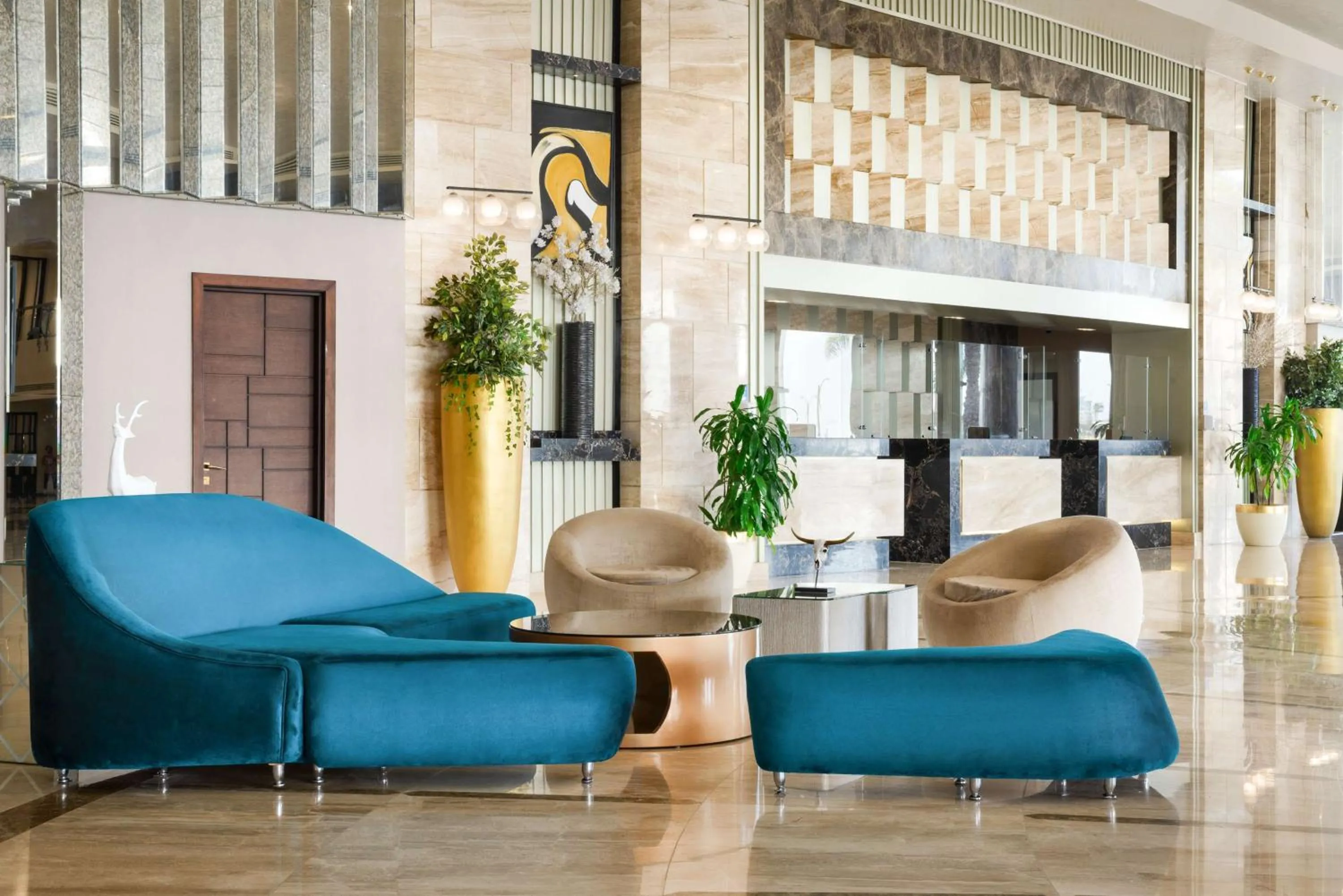 Lobby or reception in Radisson Blu Hotel & Convention Center, Alexandria