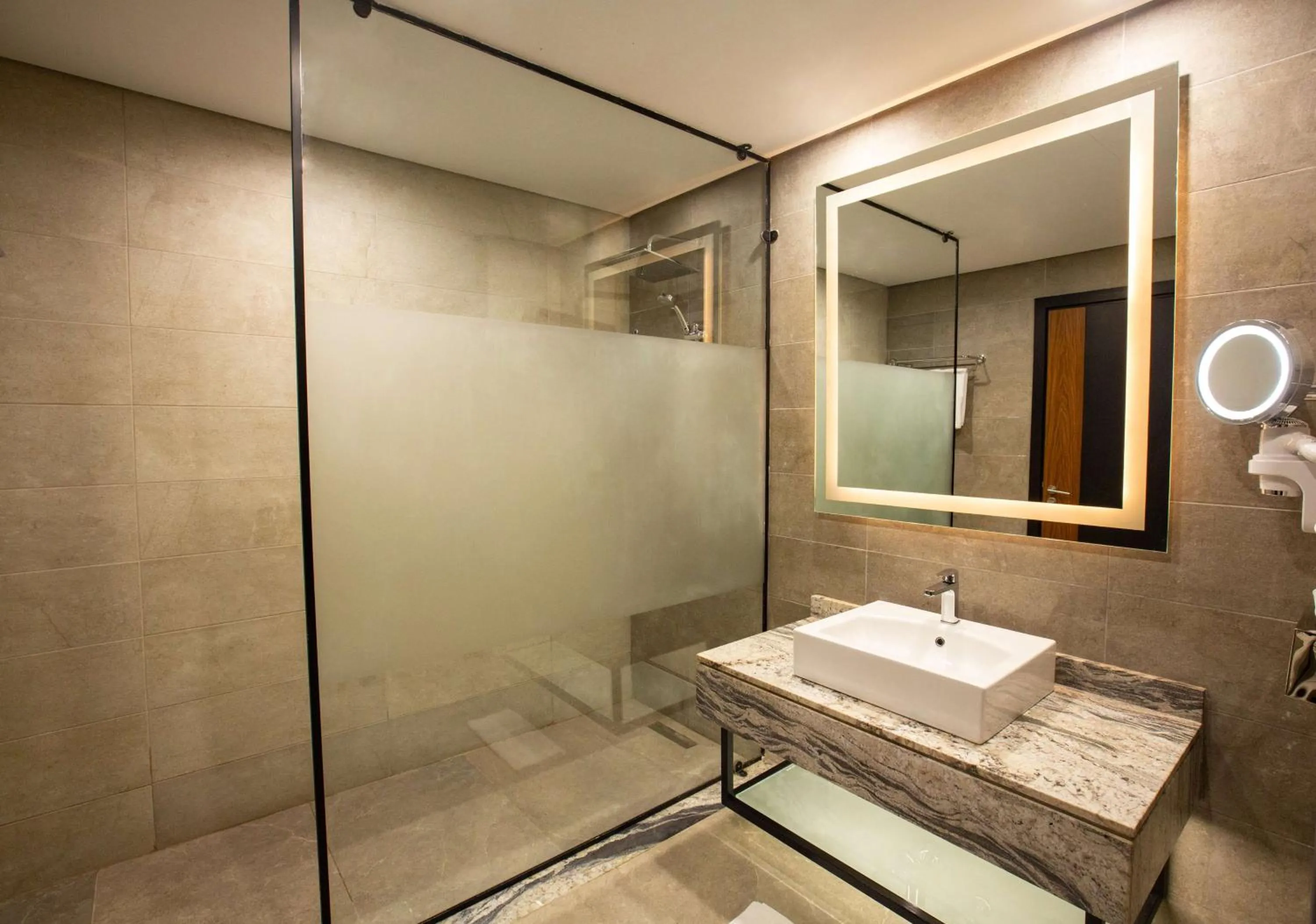 Bedroom in Radisson Blu Hotel & Convention Center, Alexandria