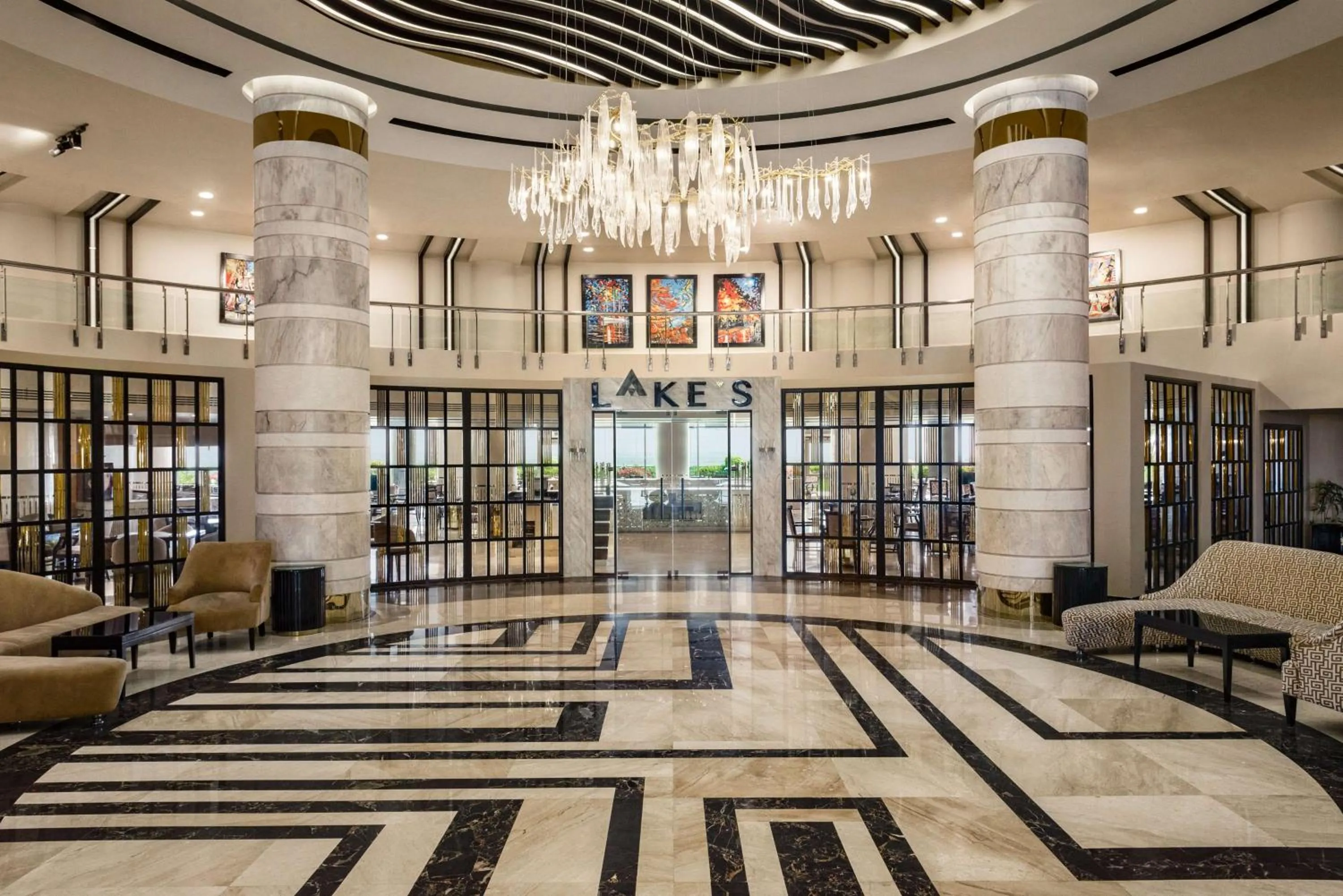 Restaurant/places to eat in Radisson Blu Hotel & Convention Center, Alexandria