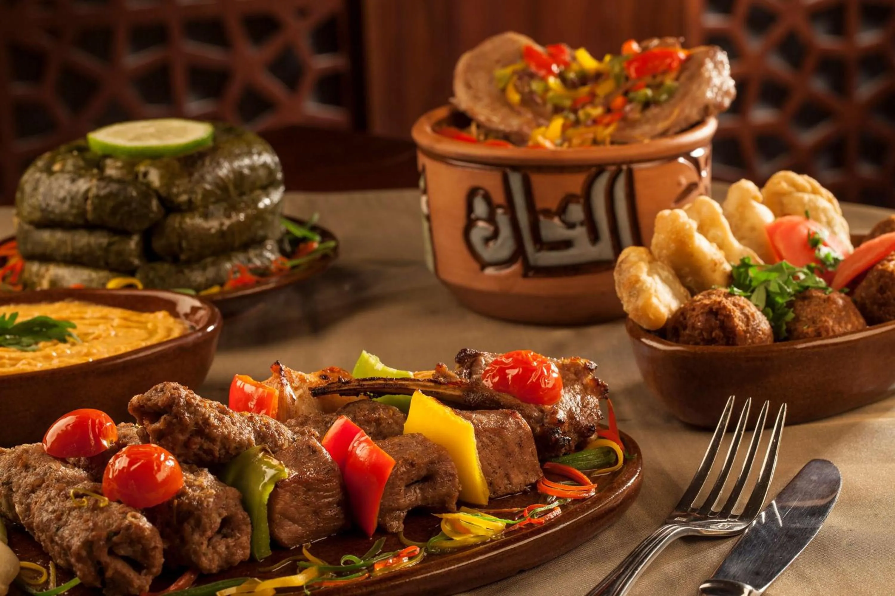 Restaurant/places to eat in Radisson Blu Hotel & Convention Center, Alexandria