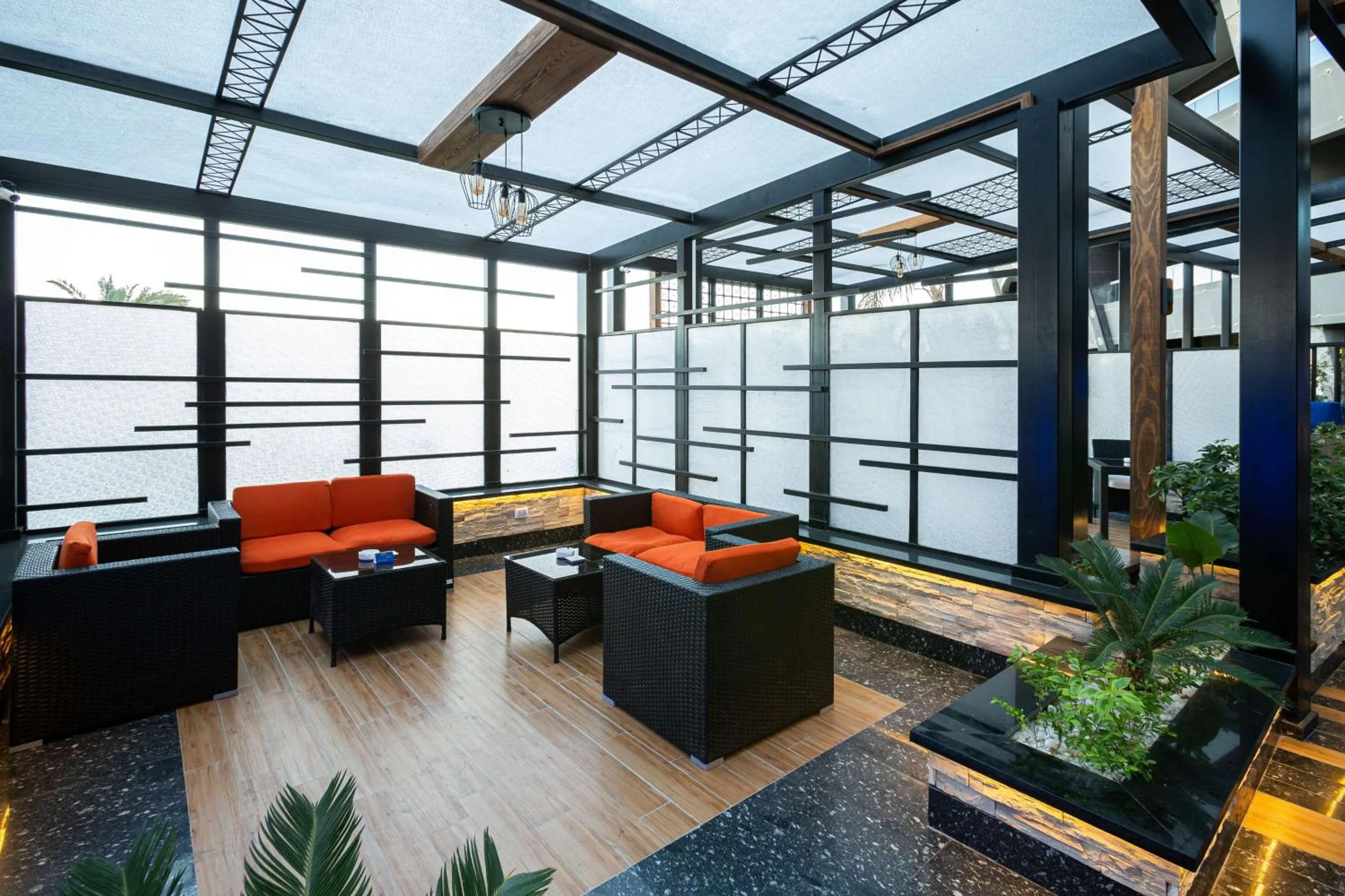 Lounge or bar in Radisson Blu Hotel & Convention Center, Alexandria