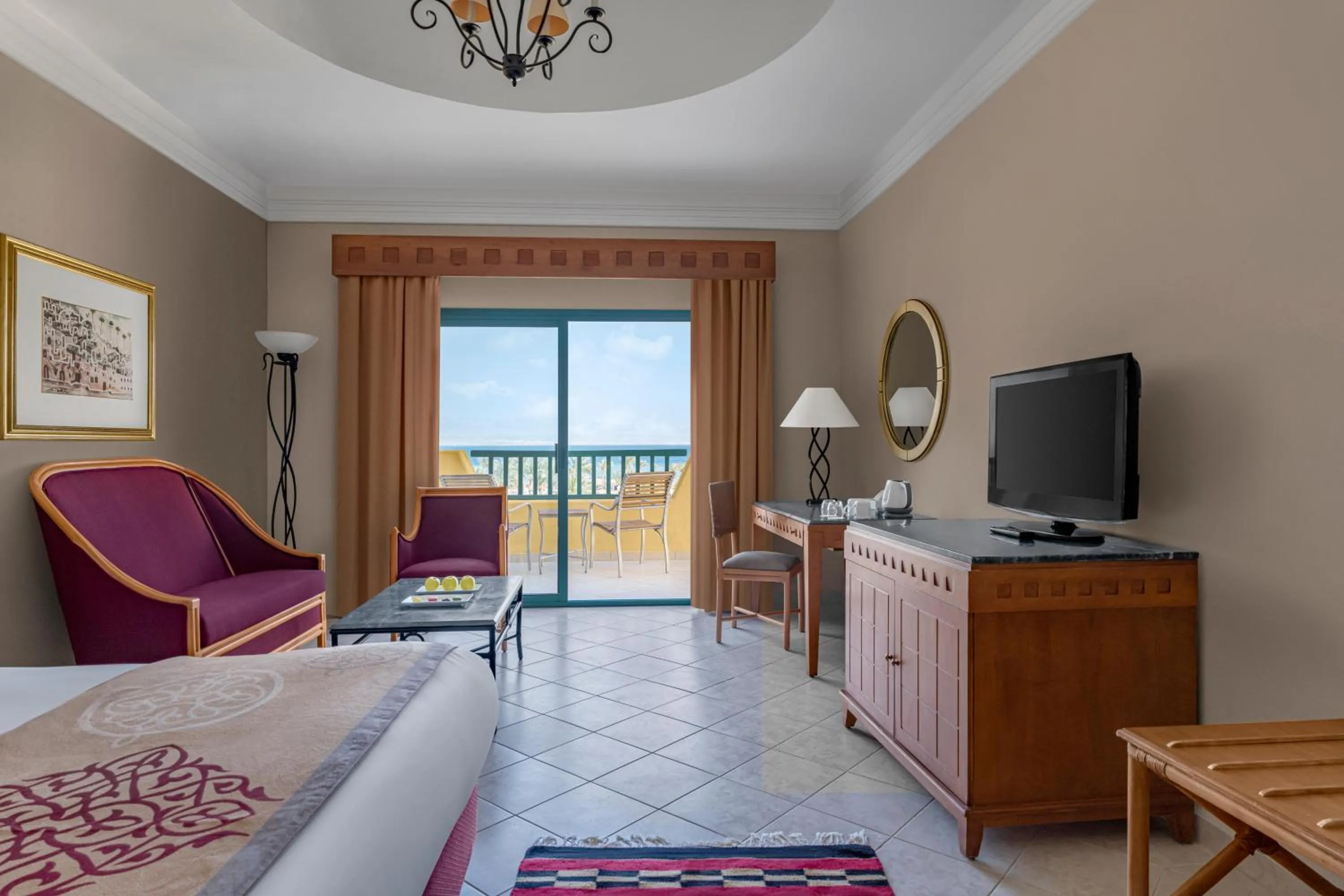 Photo of the whole room in The Bayview Taba Heights Resort