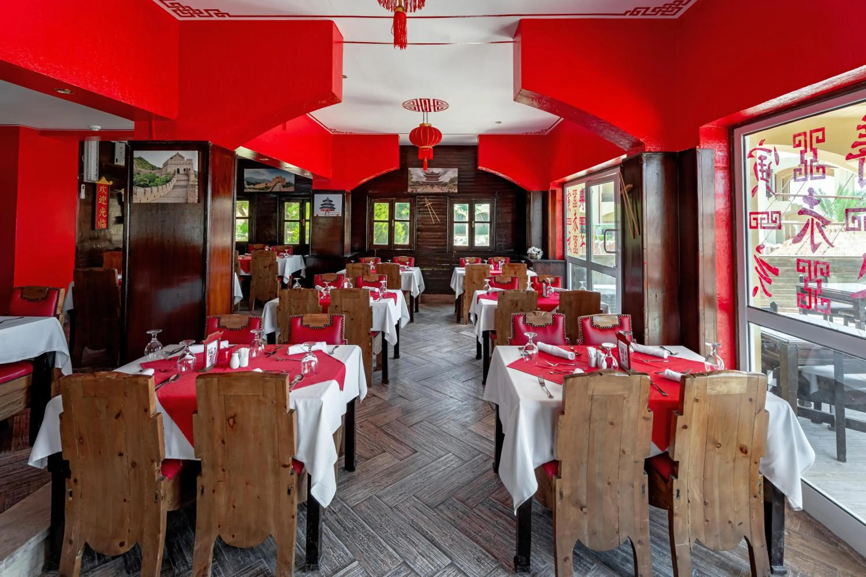 Restaurant/places to eat in Sunny Days Palma De Mirette Resort & Spa