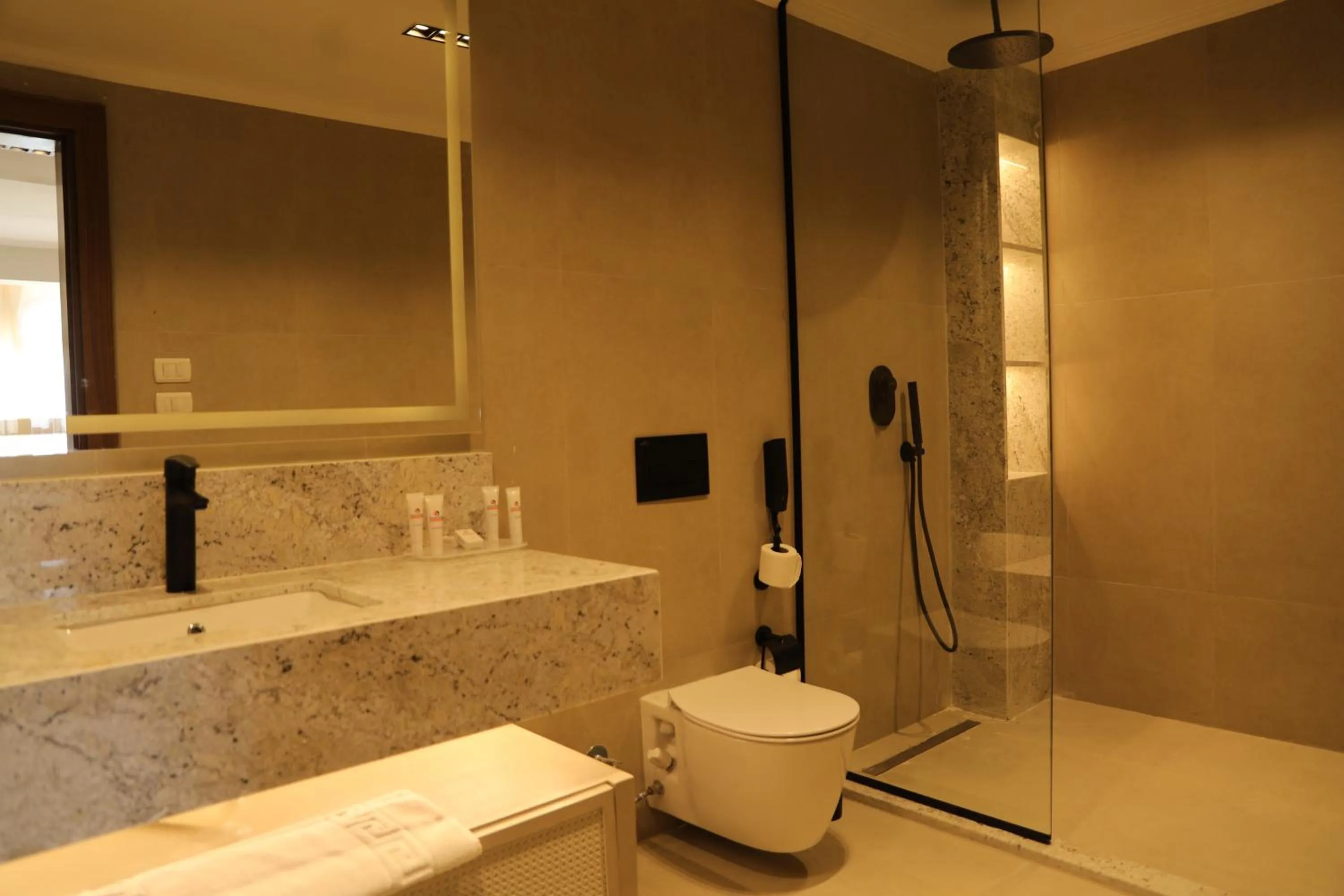 Bathroom in Sunny Days Palma De Mirette Resort & Spa