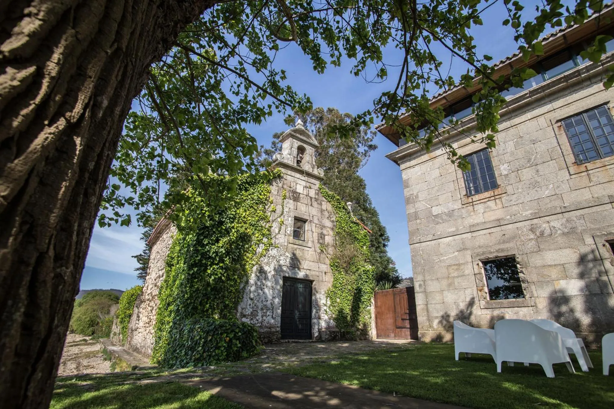 Property building in Pazo da Merced