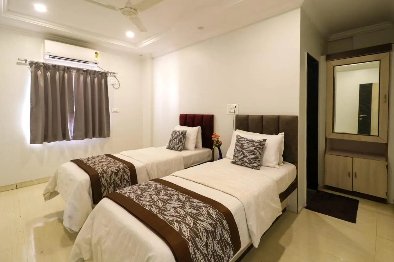 Photo of the whole room, Bed in Hotel Jeet Paradise