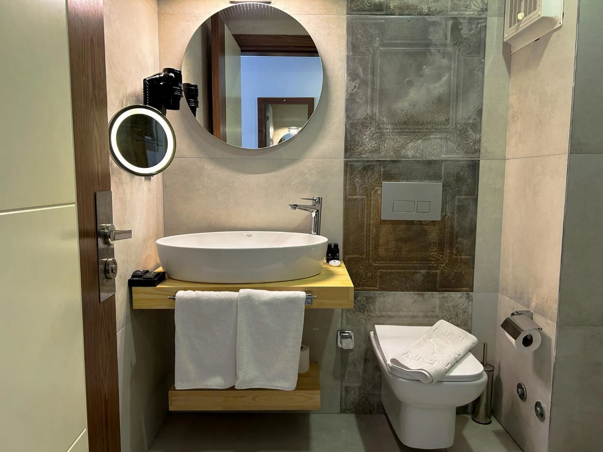 Shower in Gulluk Life Hotel