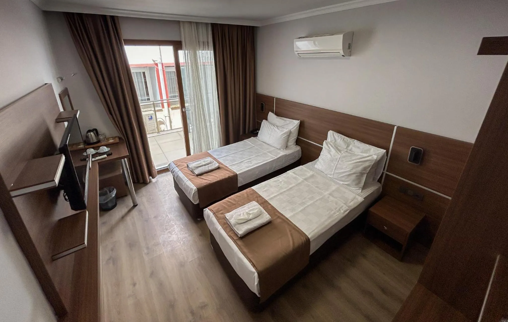 Bed in Gulluk Life Hotel