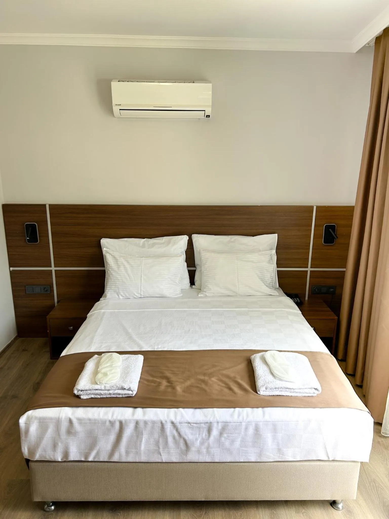 Bed in Gulluk Life Hotel