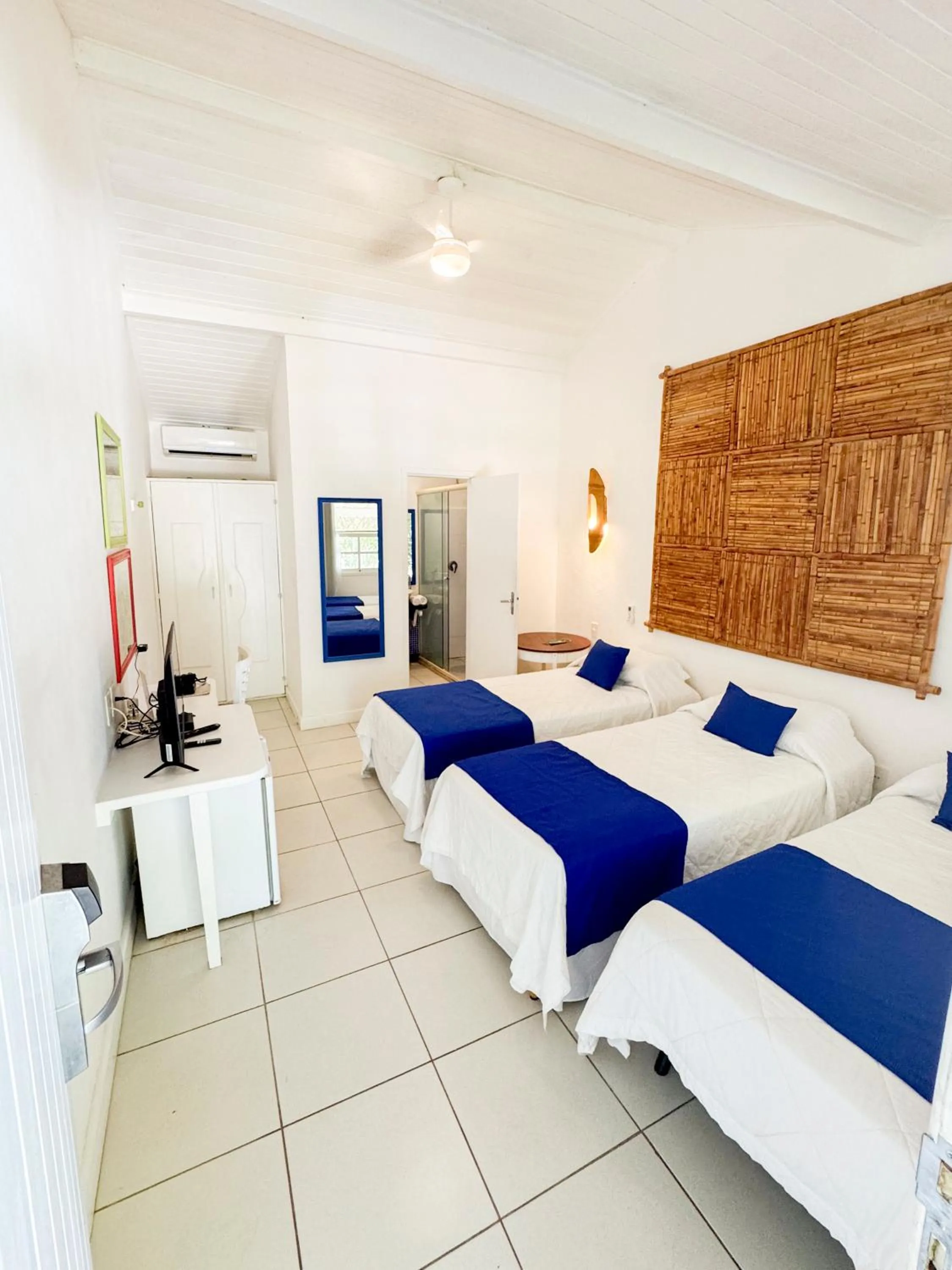 Bedroom, Bed in Pousada Bucaneiro