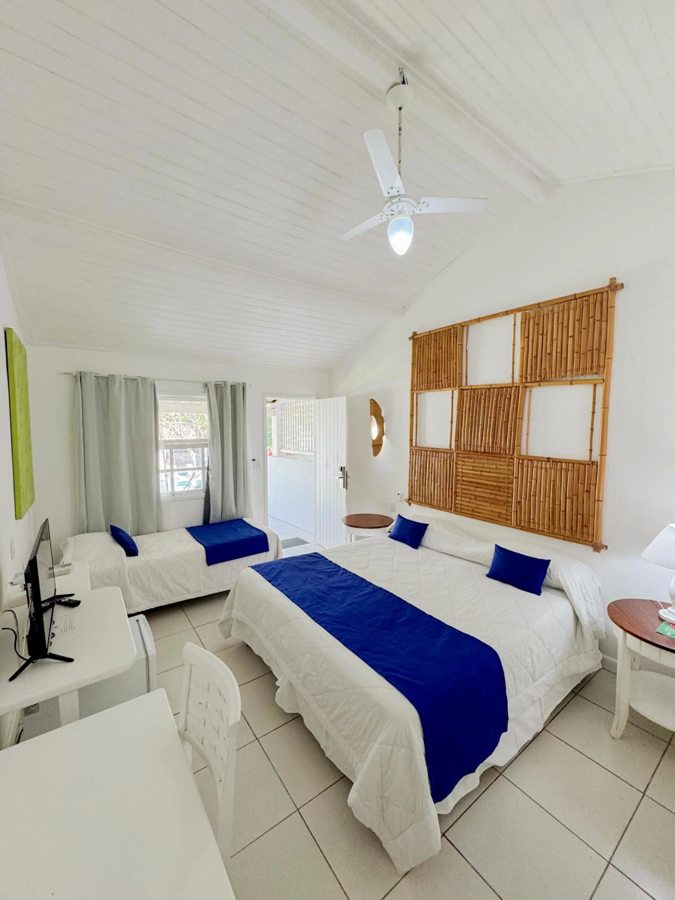 Bedroom, Bed in Pousada Bucaneiro