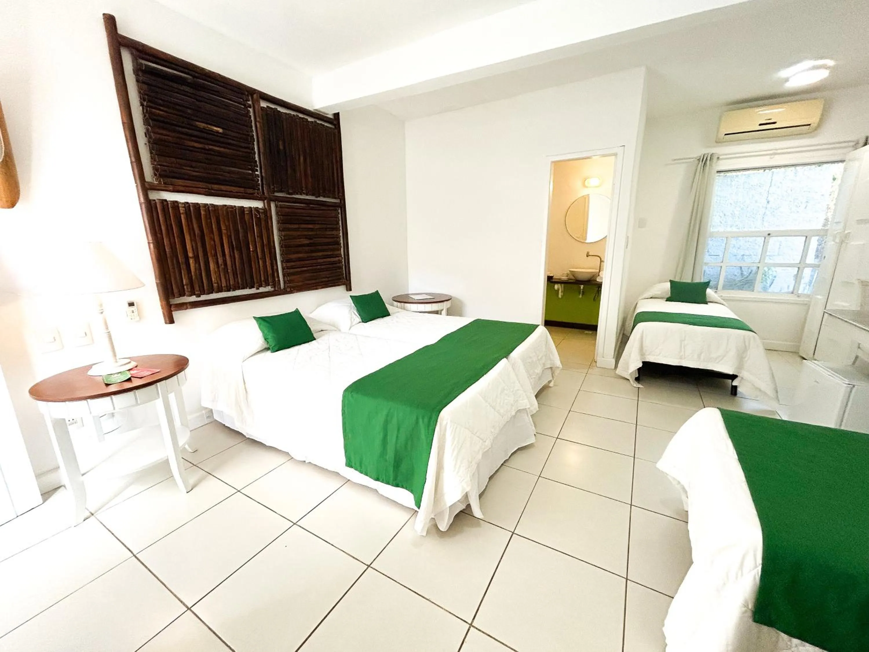 Bed in Pousada Bucaneiro